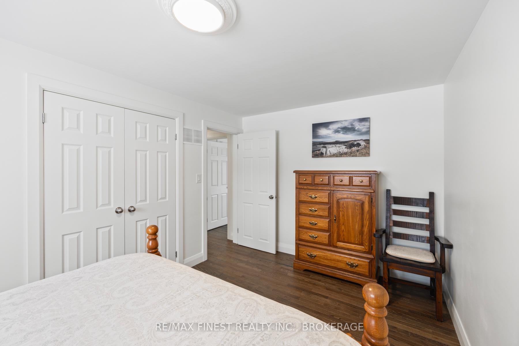 Photo 35 of 31 Manitou Crescent E, Loyalist, Amherstview — HOMEH