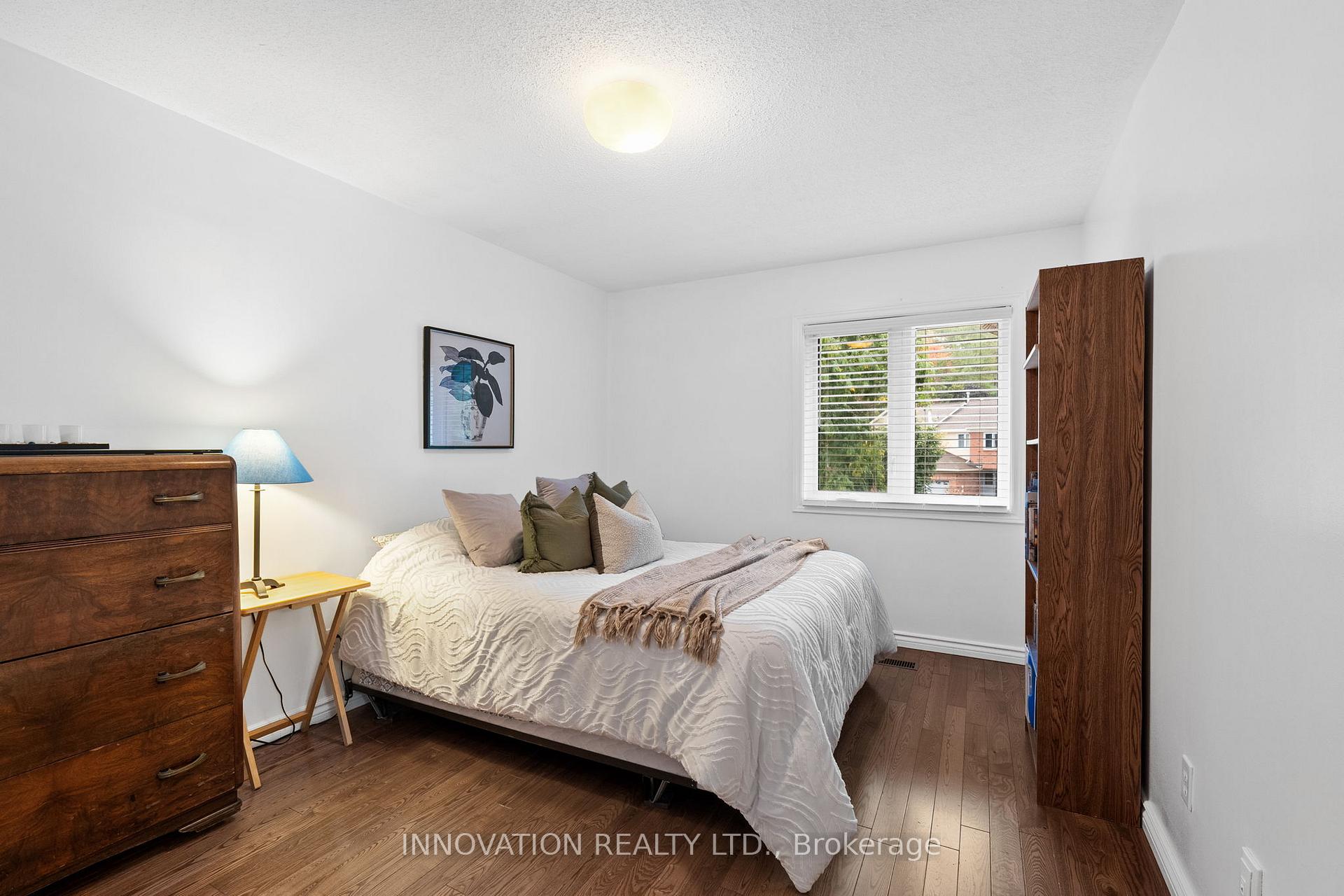 Photo 22 of 39 Furlong Crescent, Ottawa, Kanata - Bridlewood — HOMEH
