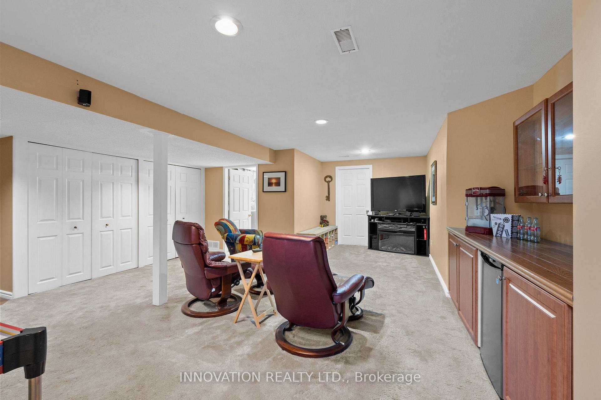 Photo 27 of 39 Furlong Crescent, Ottawa, Kanata - Bridlewood — HOMEH