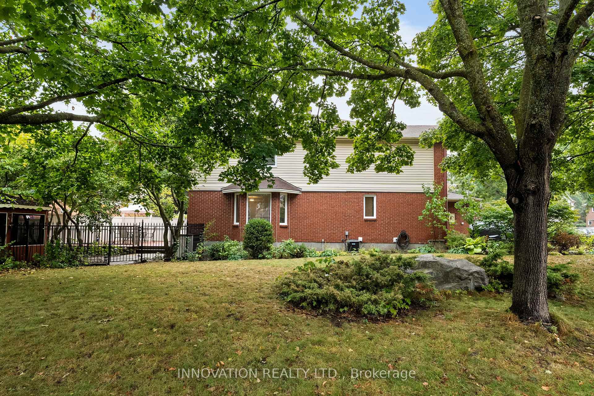 Photo 35 of 39 Furlong Crescent, Ottawa, Kanata - Bridlewood — HOMEH