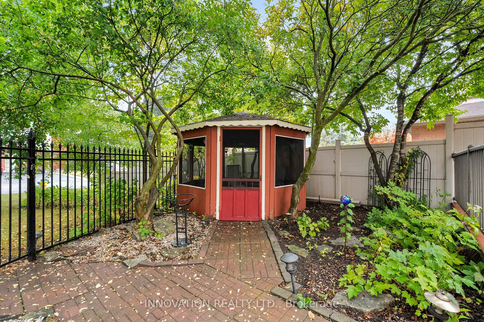 Photo 36 of 39 Furlong Crescent, Ottawa, Kanata - Bridlewood — HOMEH