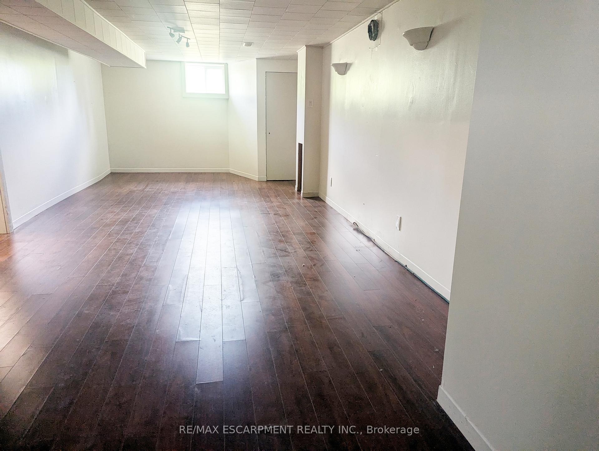 Photo 5 of Unit Lower, 58 Miles Road, Hamilton, Broughton — HOMEH
