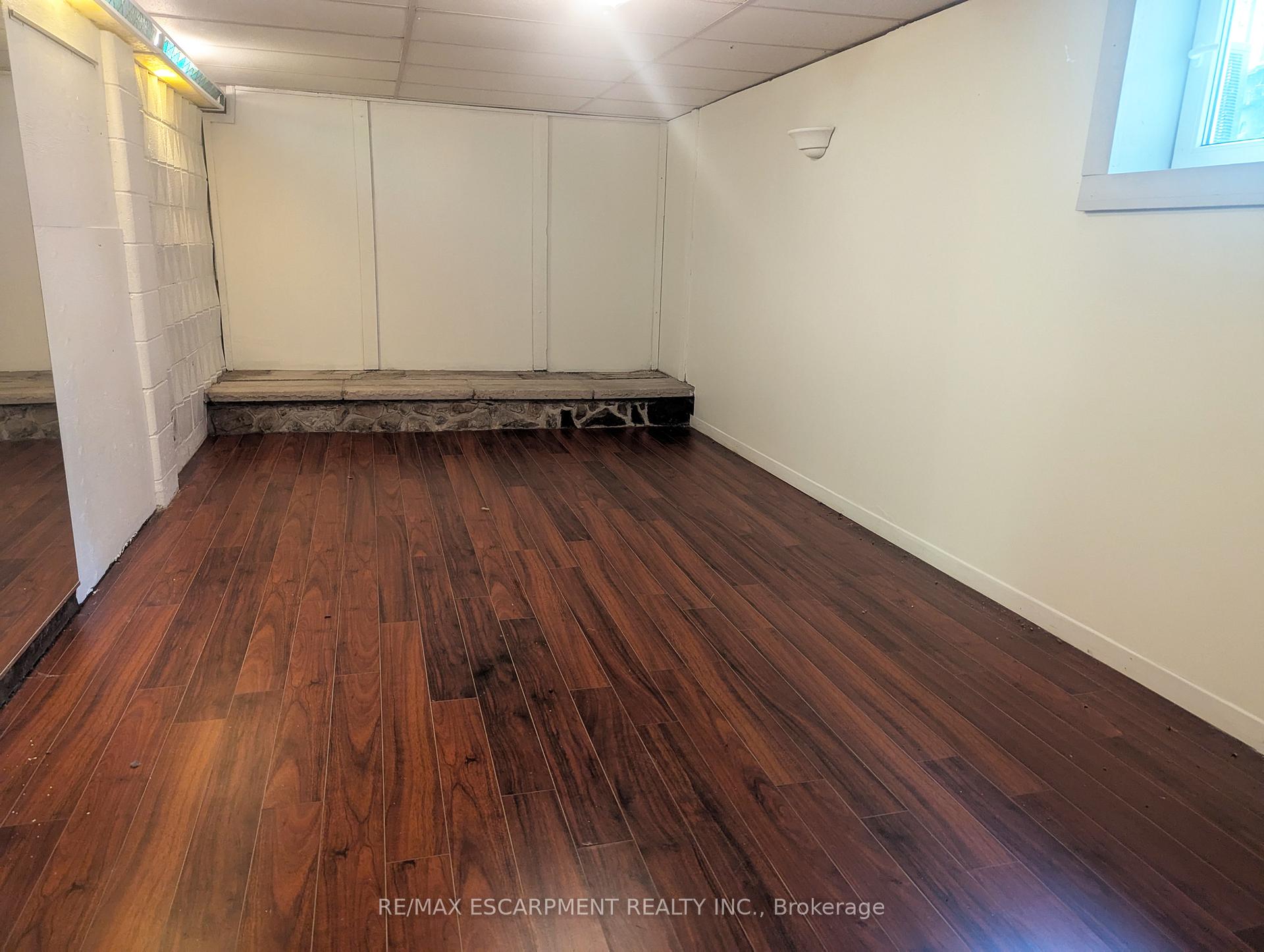 Photo 10 of Unit Lower, 58 Miles Road, Hamilton, Broughton — HOMEH