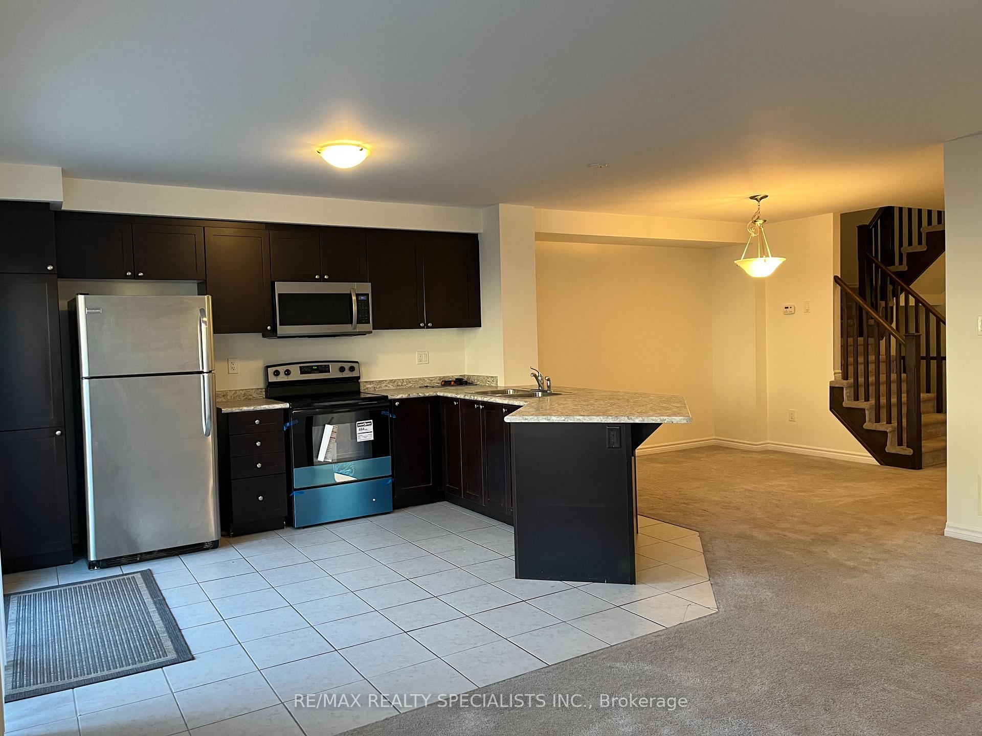 Photo 4 of 25 Stratus Street, Kitchener — HOMEH