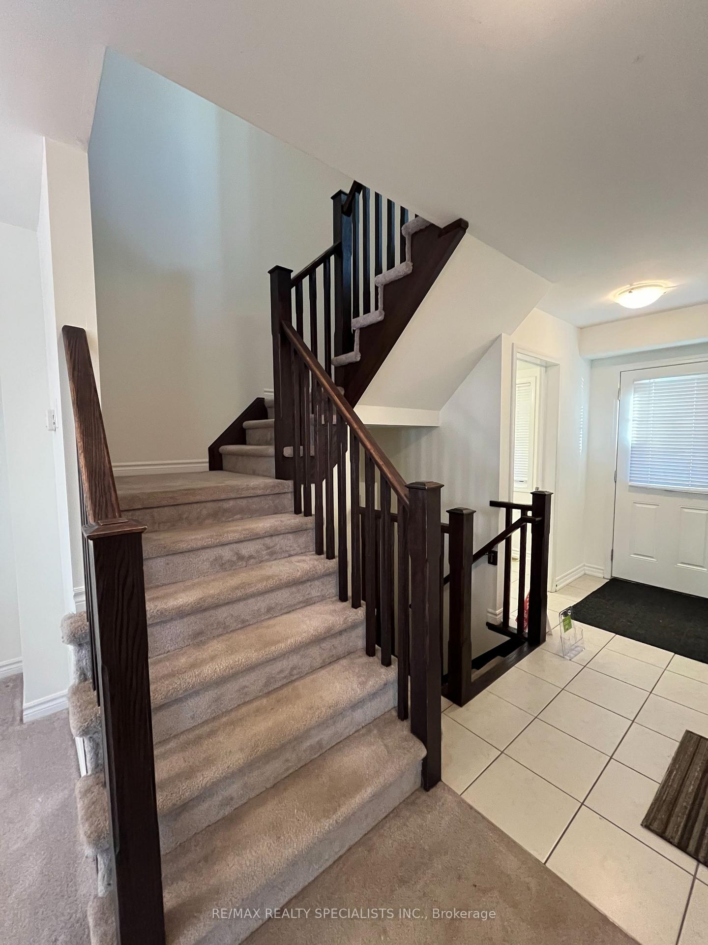 Photo 8 of 25 Stratus Street, Kitchener — HOMEH