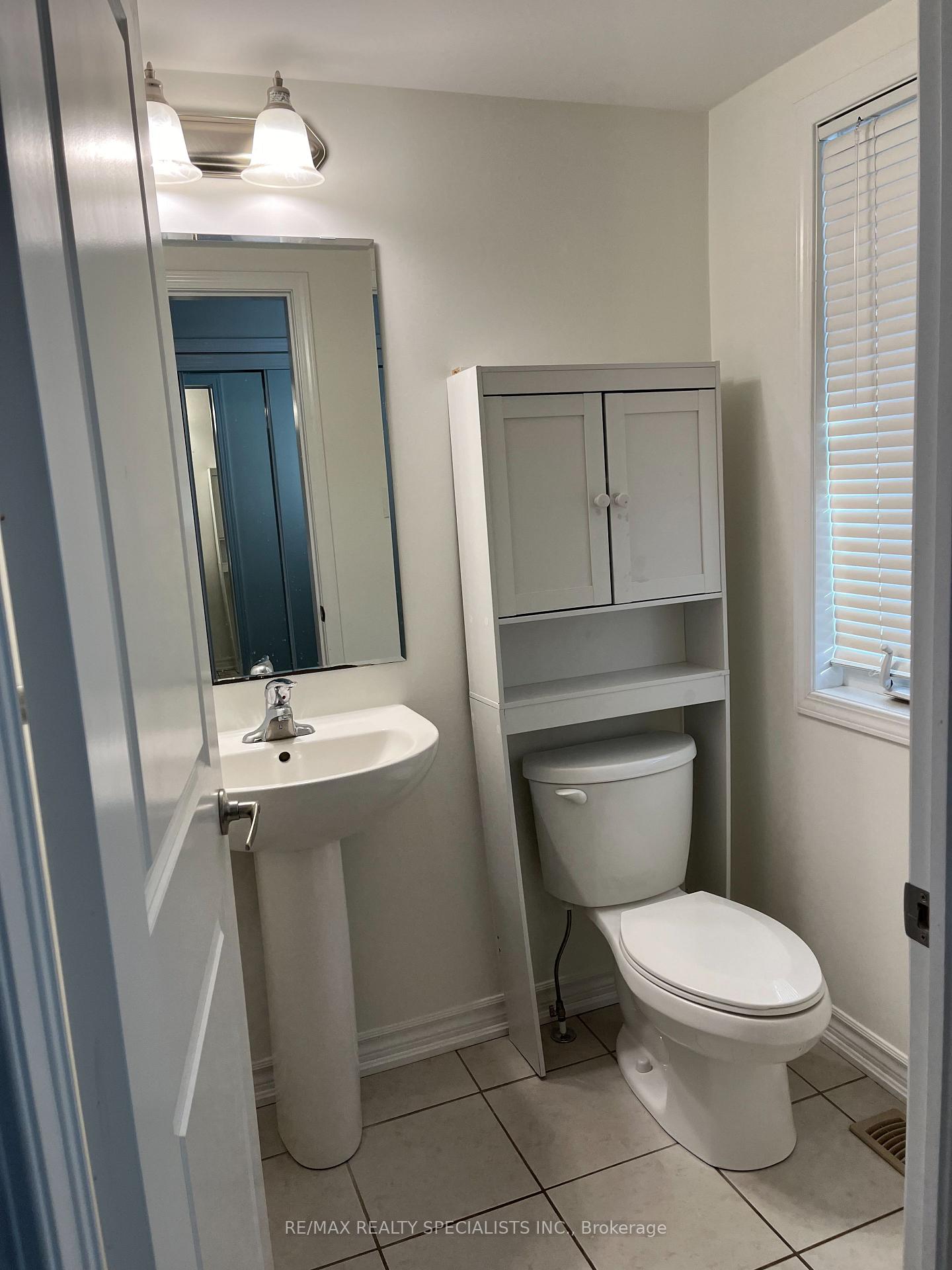 Photo 9 of 25 Stratus Street, Kitchener — HOMEH