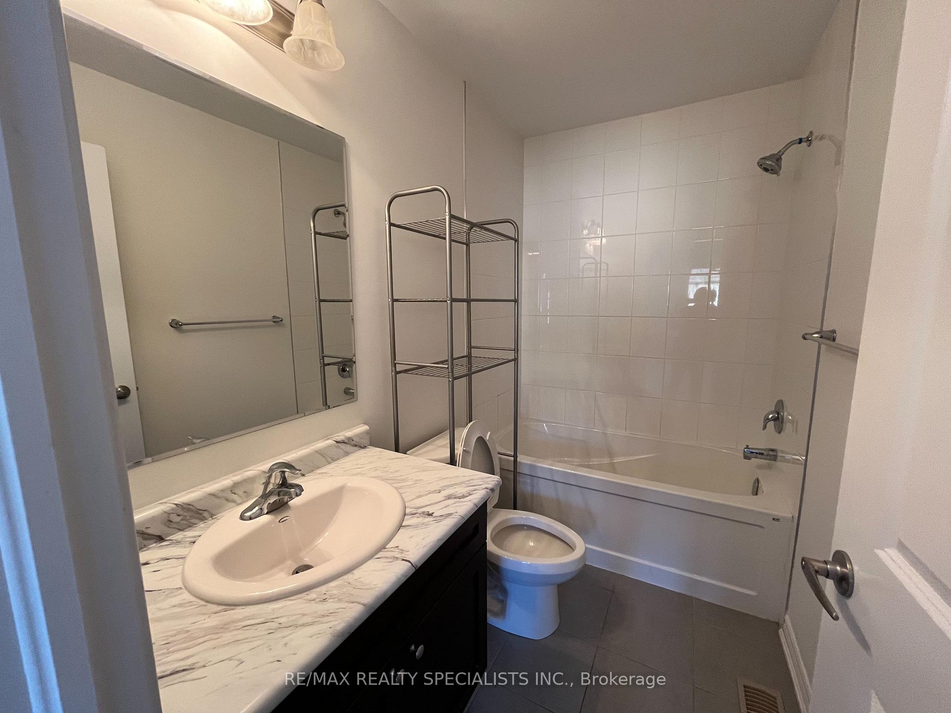 Photo 14 of 25 Stratus Street, Kitchener — HOMEH