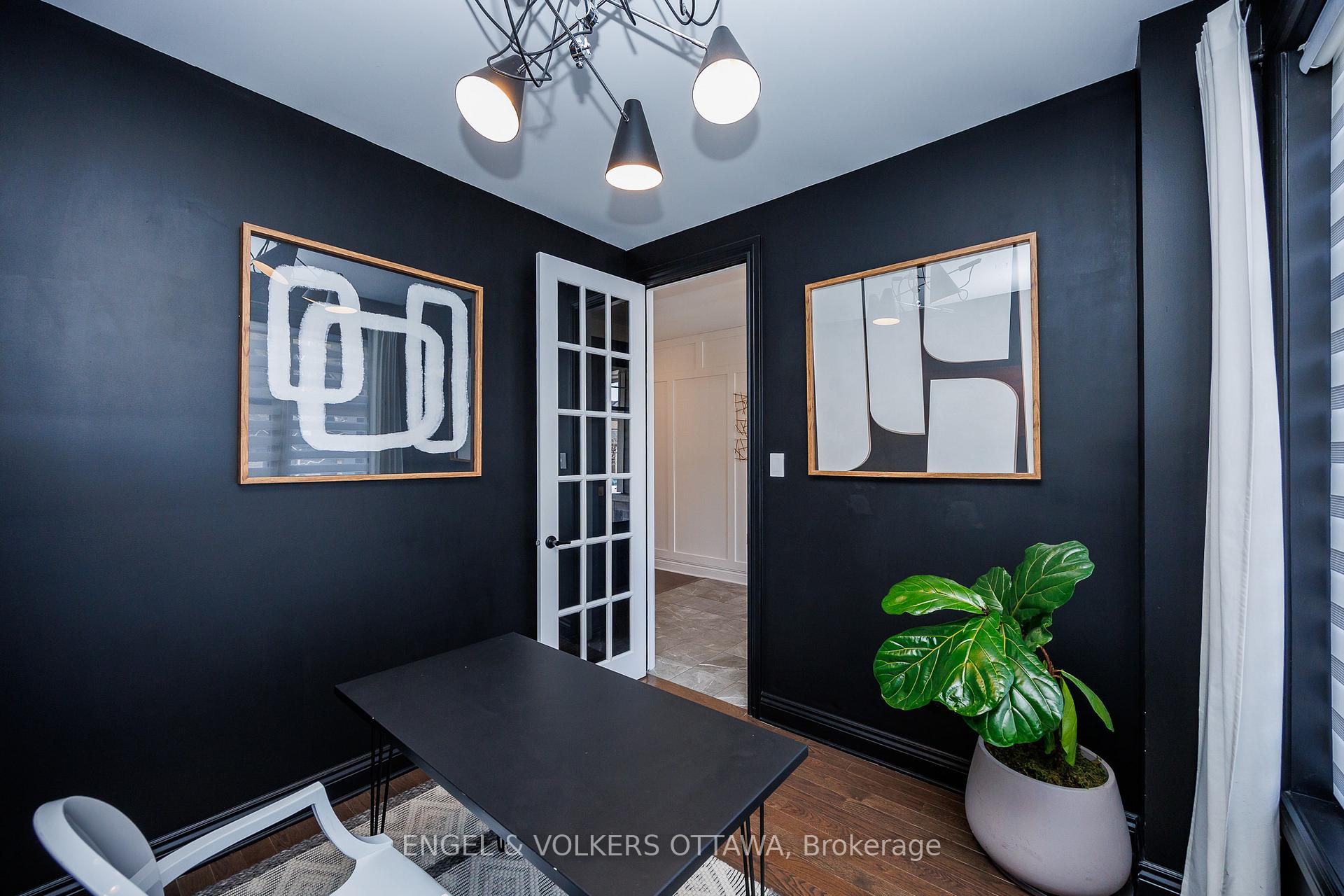 Photo 7 of 886 Percival Crescent, Ottawa, Mahogany Community — HOMEH