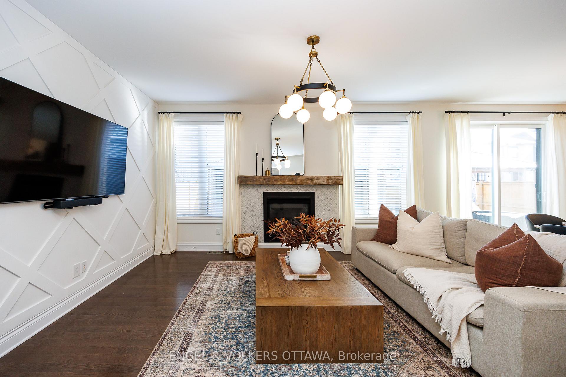 Photo 13 of 886 Percival Crescent, Ottawa, Mahogany Community — HOMEH