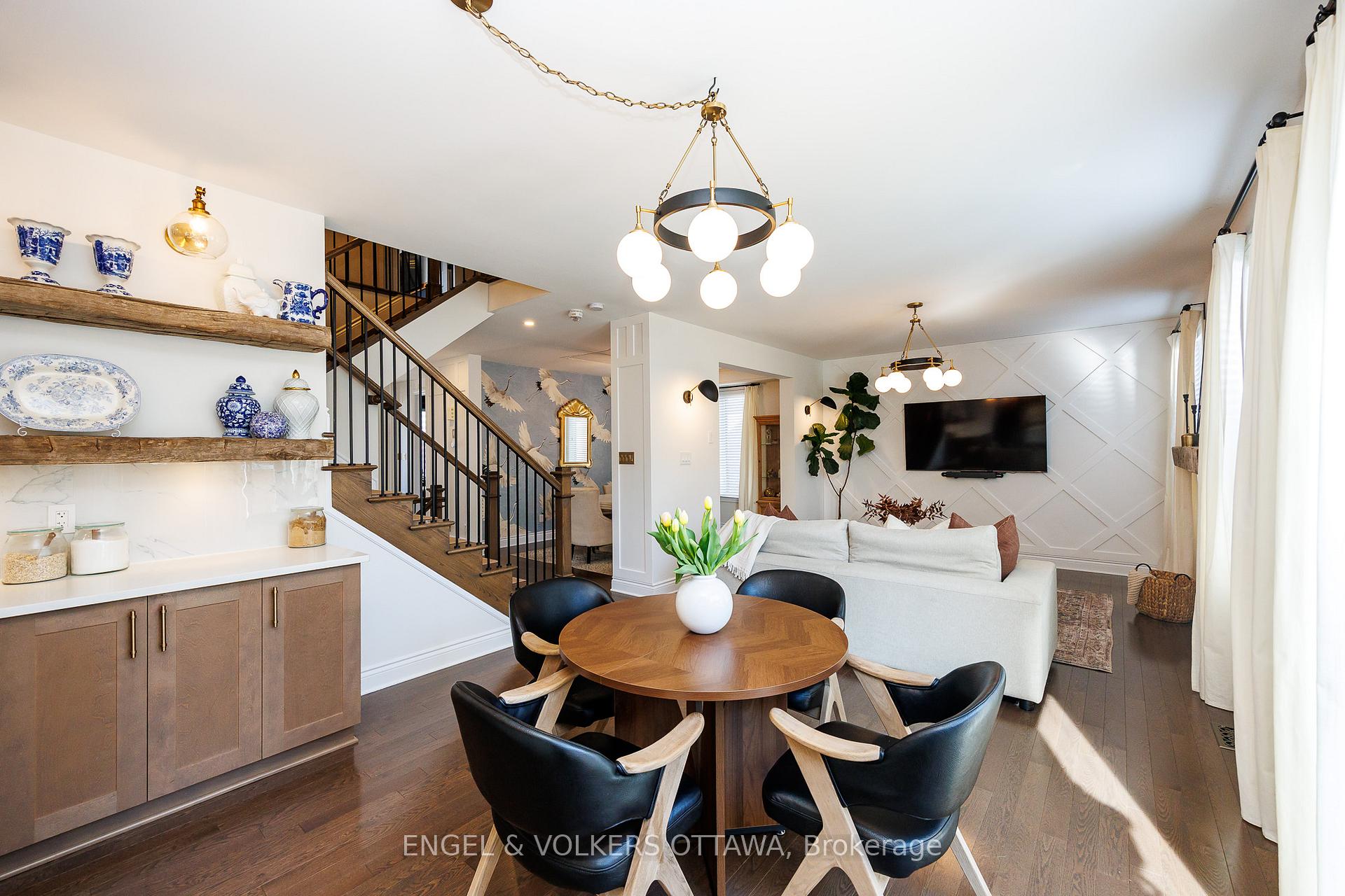Photo 20 of 886 Percival Crescent, Ottawa, Mahogany Community — HOMEH