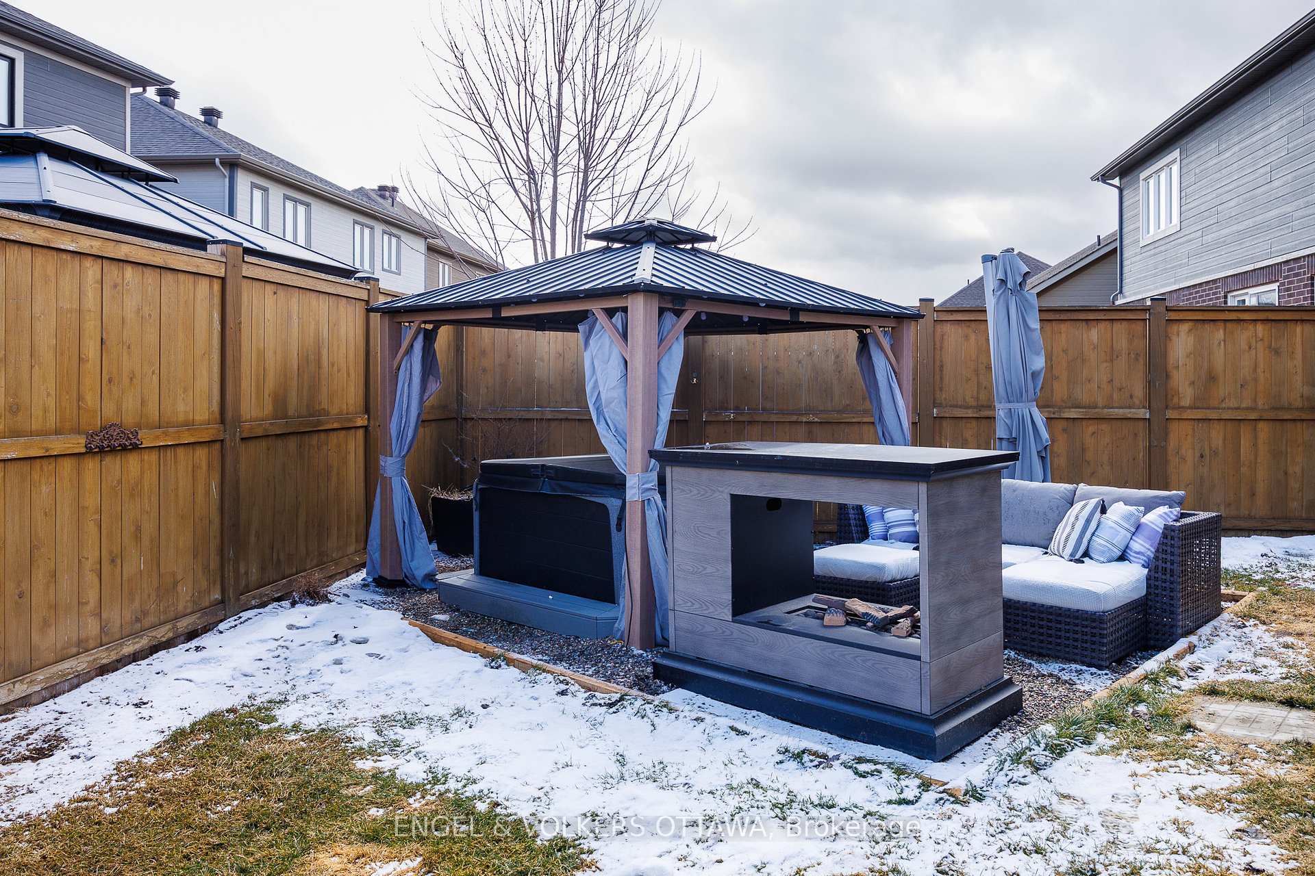 Photo 50 of 886 Percival Crescent, Ottawa, Mahogany Community — HOMEH