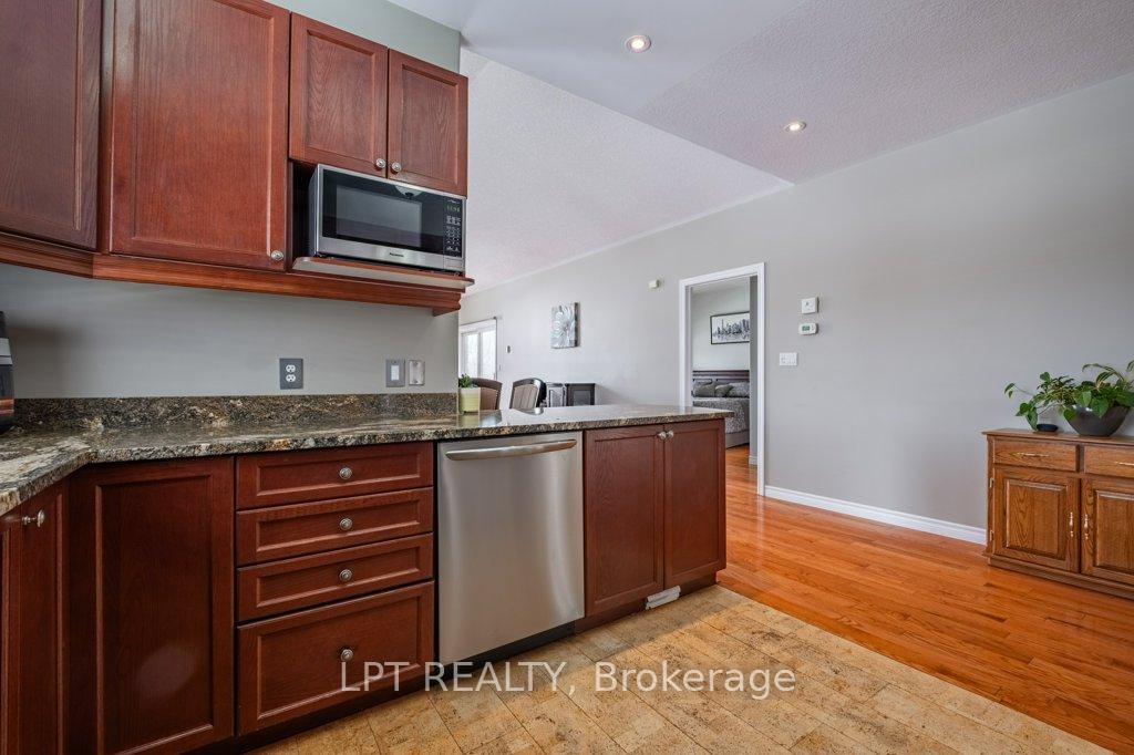 Photo 3 of 209 Amy Lynn Drive, Loyalist, Amherstview — HOMEH