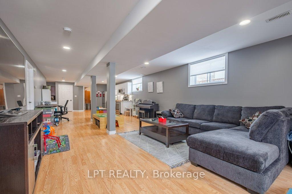 Photo 11 of 209 Amy Lynn Drive, Loyalist, Amherstview — HOMEH