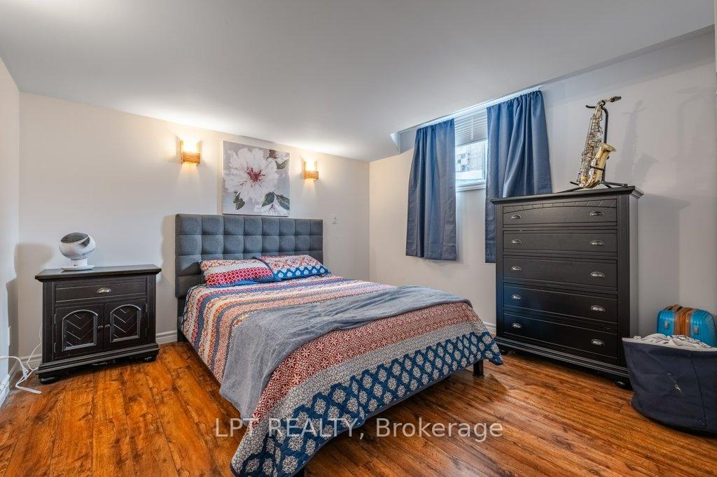 Photo 18 of 209 Amy Lynn Drive, Loyalist, Amherstview — HOMEH