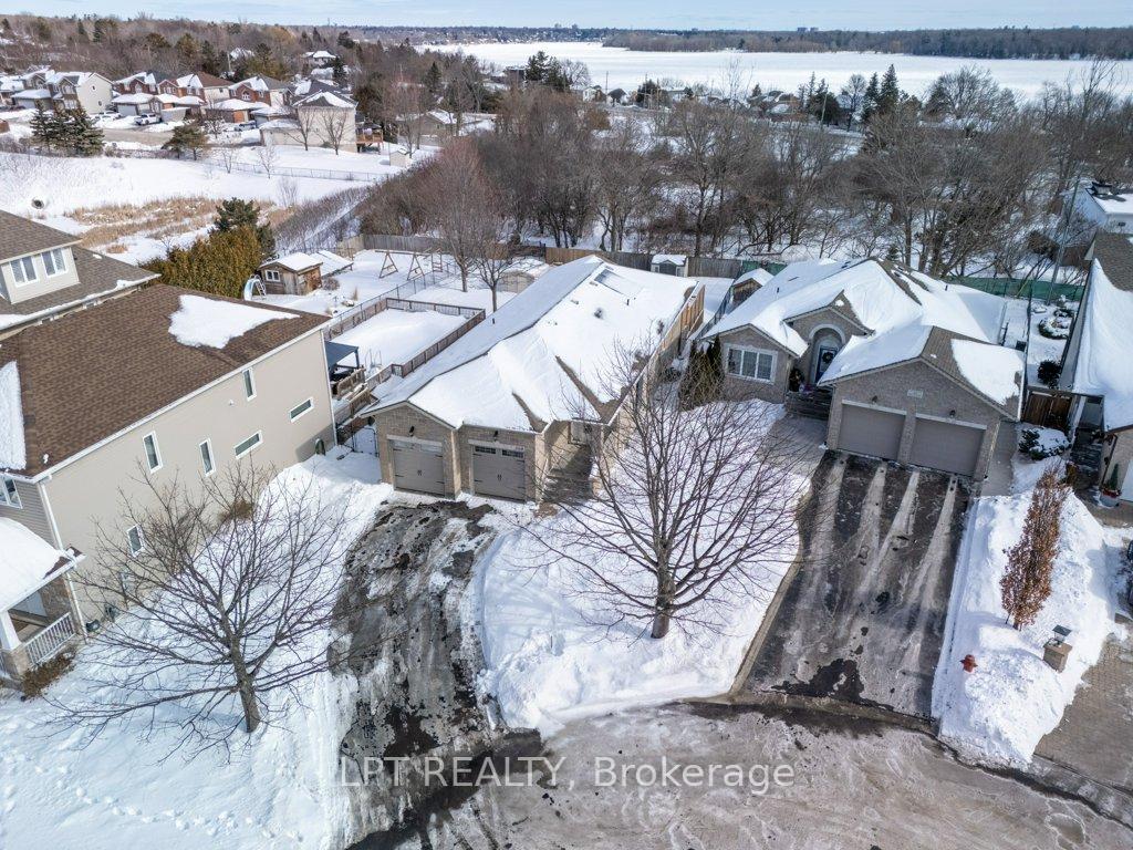 Photo 25 of 209 Amy Lynn Drive, Loyalist, Amherstview — HOMEH
