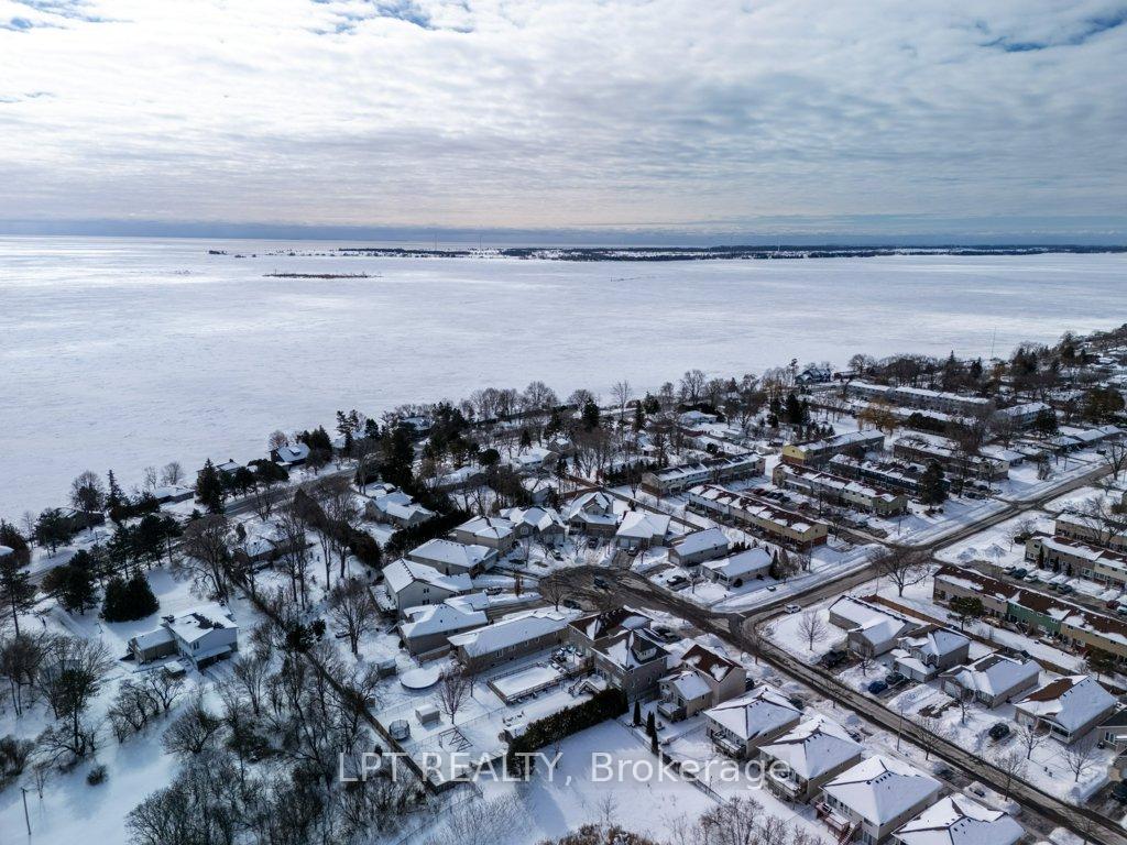 Photo 27 of 209 Amy Lynn Drive, Loyalist, Amherstview — HOMEH
