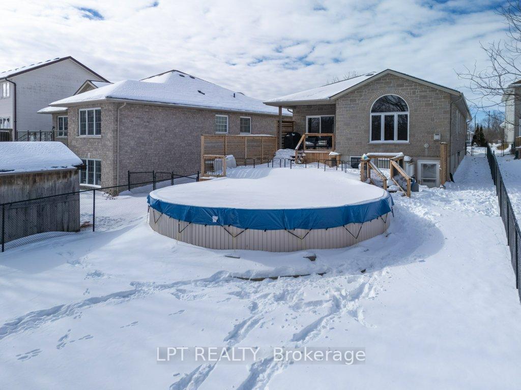 Photo 31 of 209 Amy Lynn Drive, Loyalist, Amherstview — HOMEH