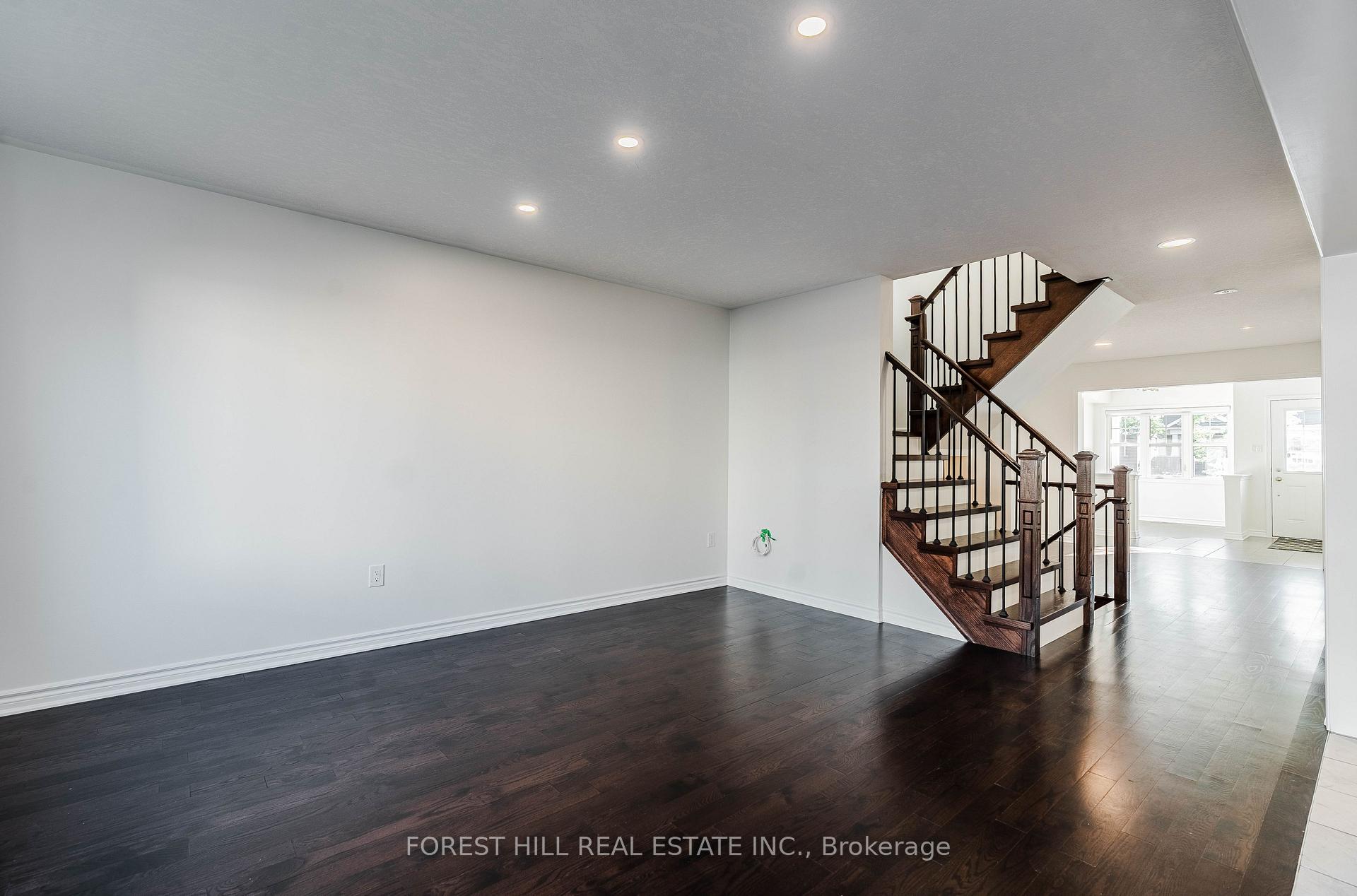 Photo 11 of 11 Glenvista Drive, Kitchener — HOMEH