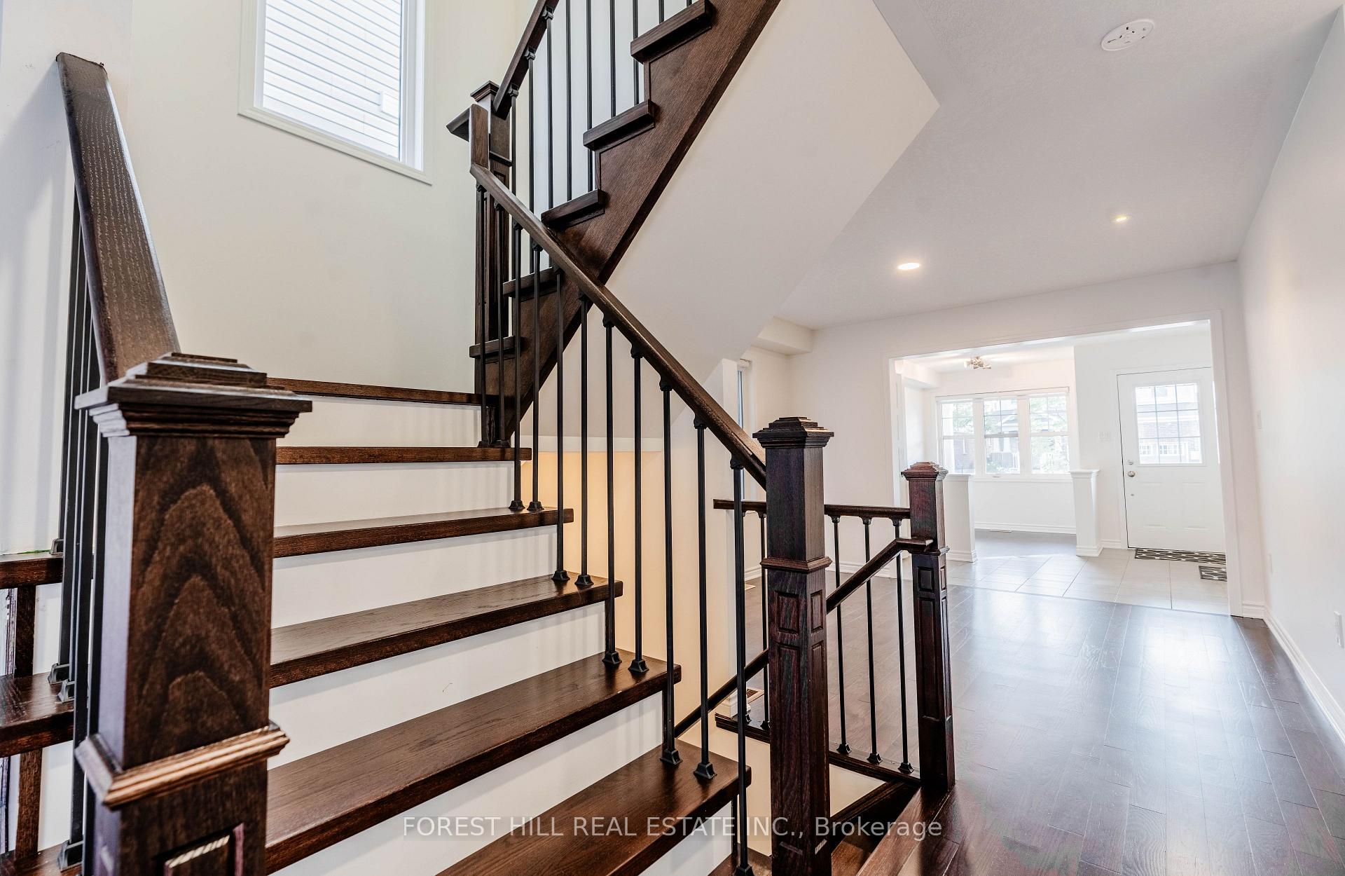 Photo 20 of 11 Glenvista Drive, Kitchener — HOMEH