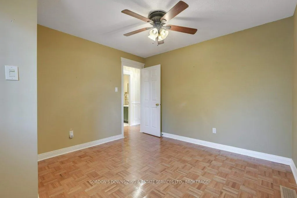 Photo 29 of 30 Chickasaw Crescent, Ottawa, Kanata - Bridlewood — HOMEH