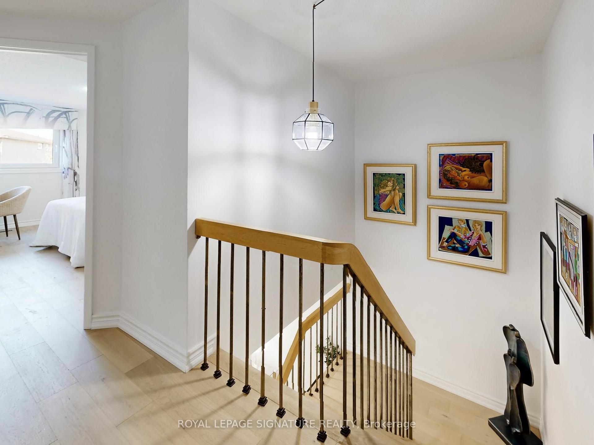 Photo 21 of 4 Larksmere Court, Markham, Milliken Mills West — HOMEH
