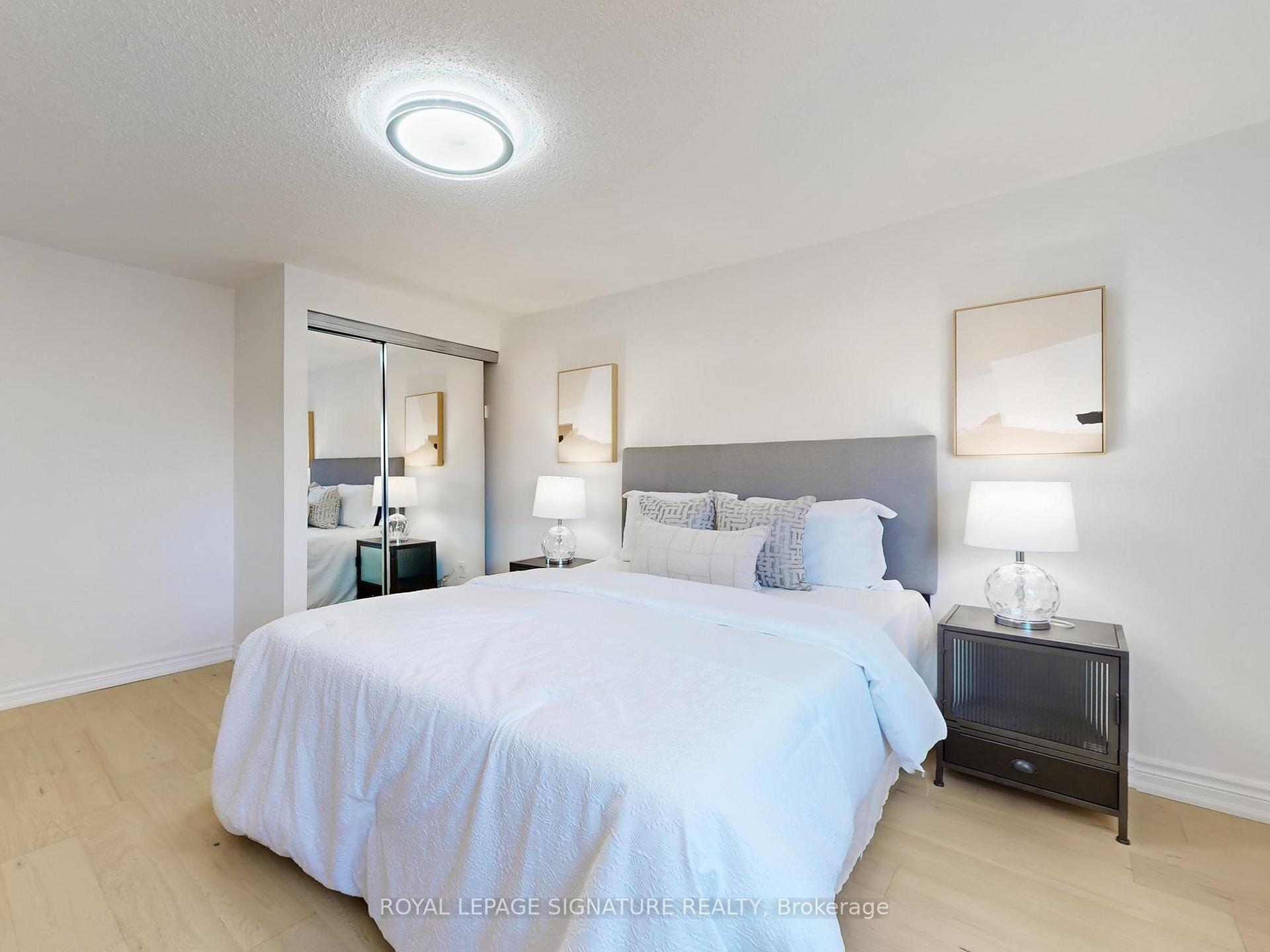 Photo 27 of 4 Larksmere Court, Markham, Milliken Mills West — HOMEH