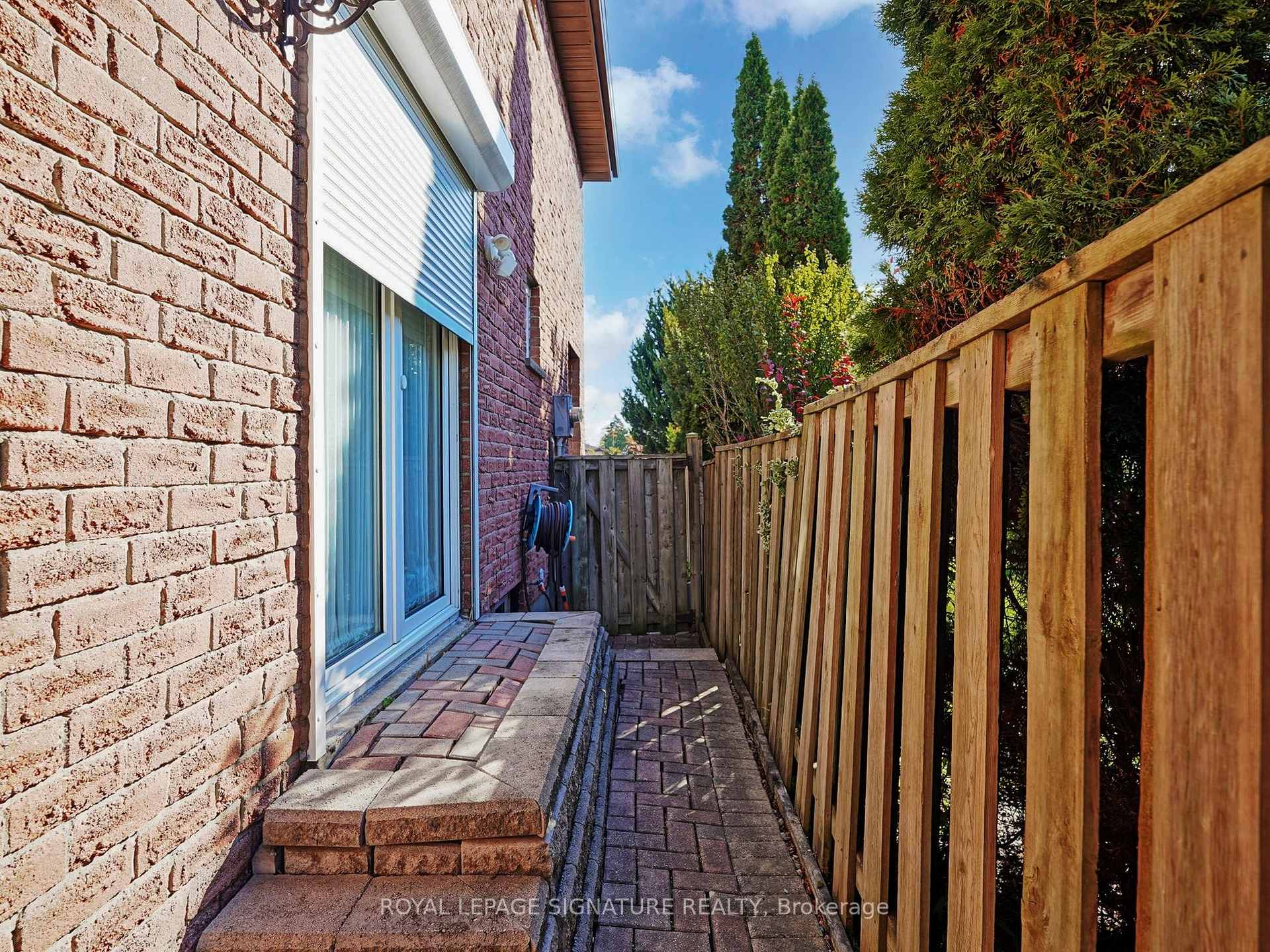 Photo 37 of 4 Larksmere Court, Markham, Milliken Mills West — HOMEH