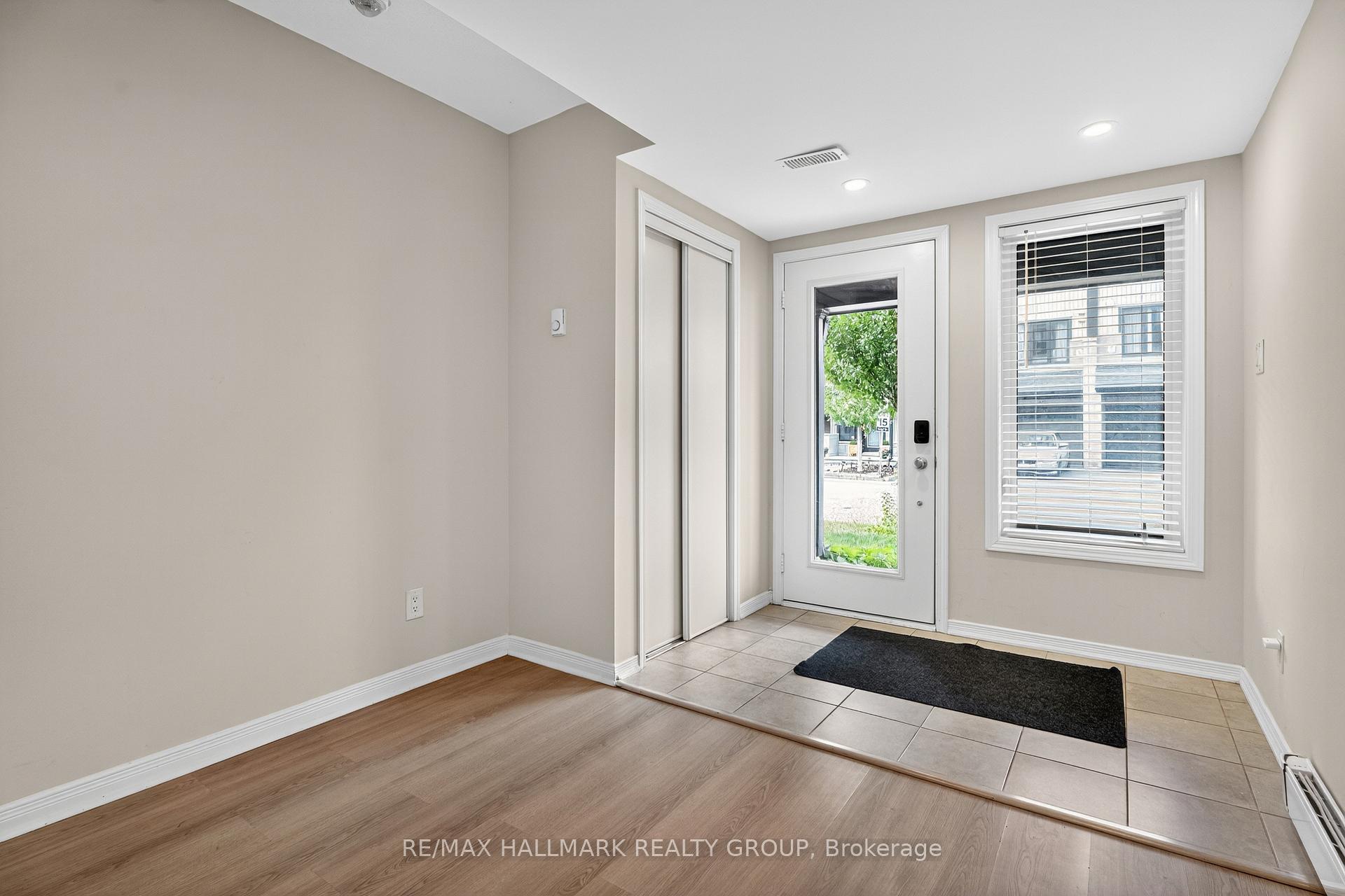 Photo 4 of 805 Element Private, Ottawa, Kanata - Emerald Meadows/Trailwest — HOMEH