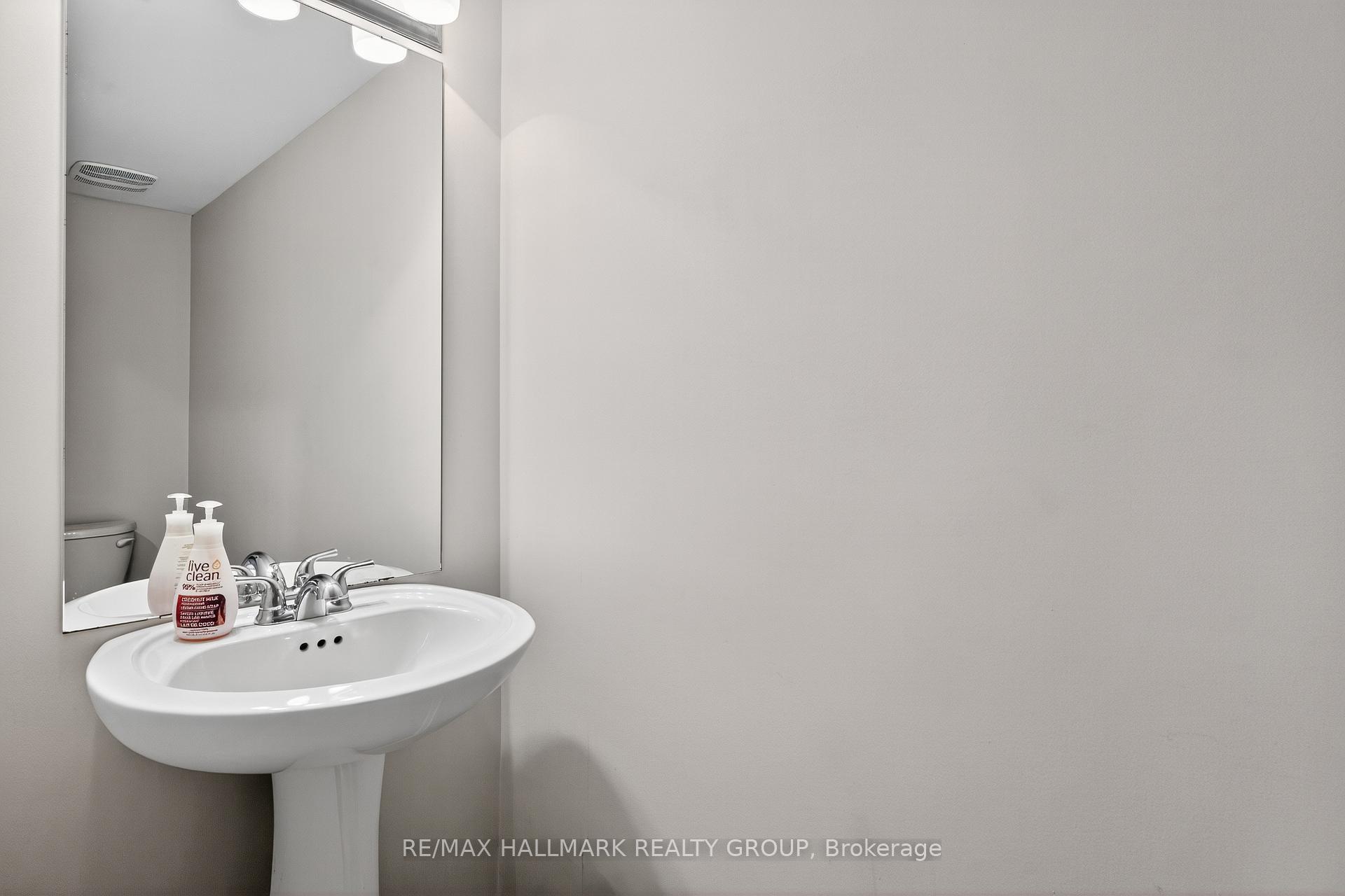 Photo 8 of 805 Element Private, Ottawa, Kanata - Emerald Meadows/Trailwest — HOMEH