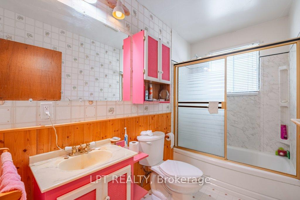 Photo 11 of 4971 County Road 2, Loyalist, Lennox and Addington - South — HOMEH