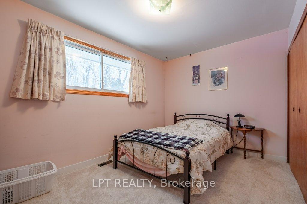 Photo 12 of 4971 County Road 2, Loyalist, Lennox and Addington - South — HOMEH
