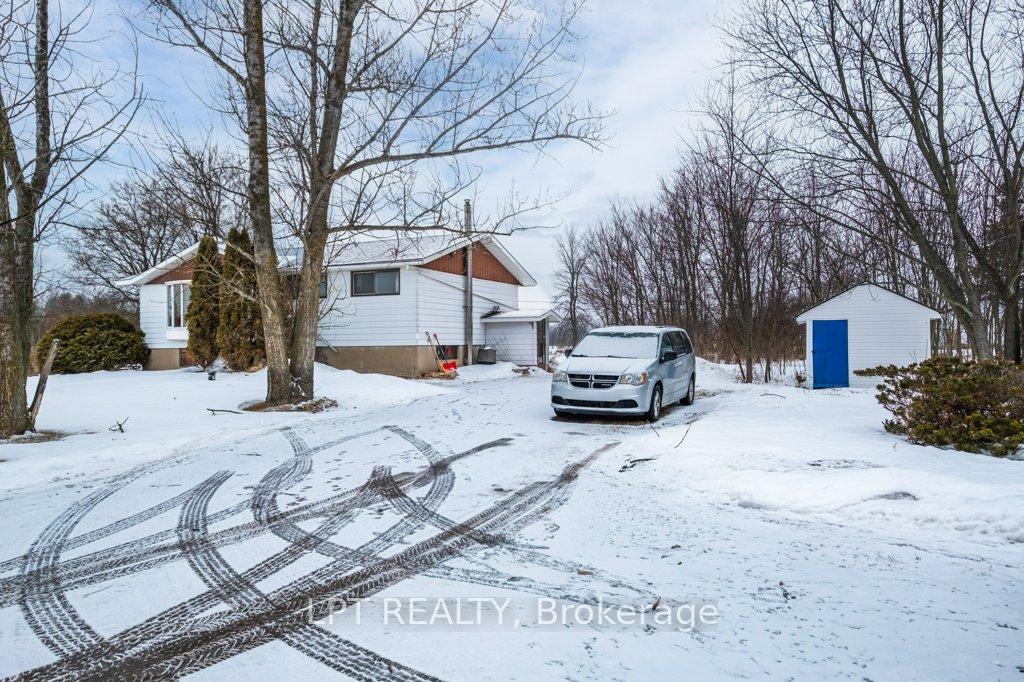 Photo 23 of 4971 County Road 2, Loyalist, Lennox and Addington - South — HOMEH