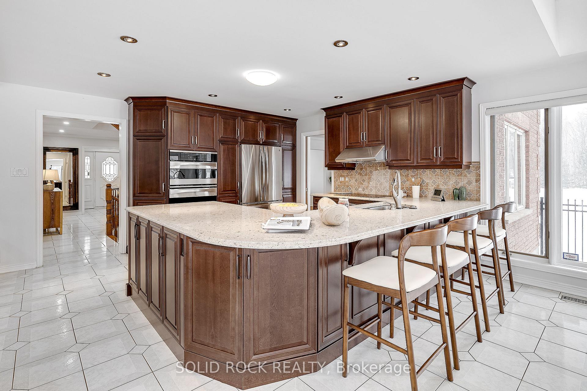 Photo 6 of 42 Marchbrook Circle, Ottawa, Kanata - Rural Kanata (Central) — HOMEH