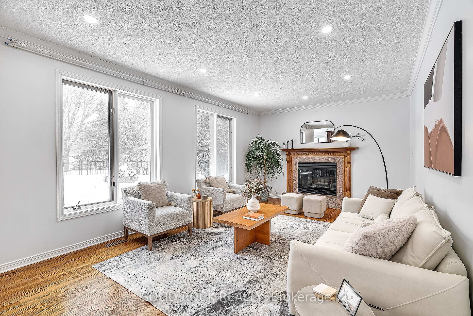 Photo 11 of 42 Marchbrook Circle, Ottawa, Kanata - Rural Kanata (Central) — HOMEH