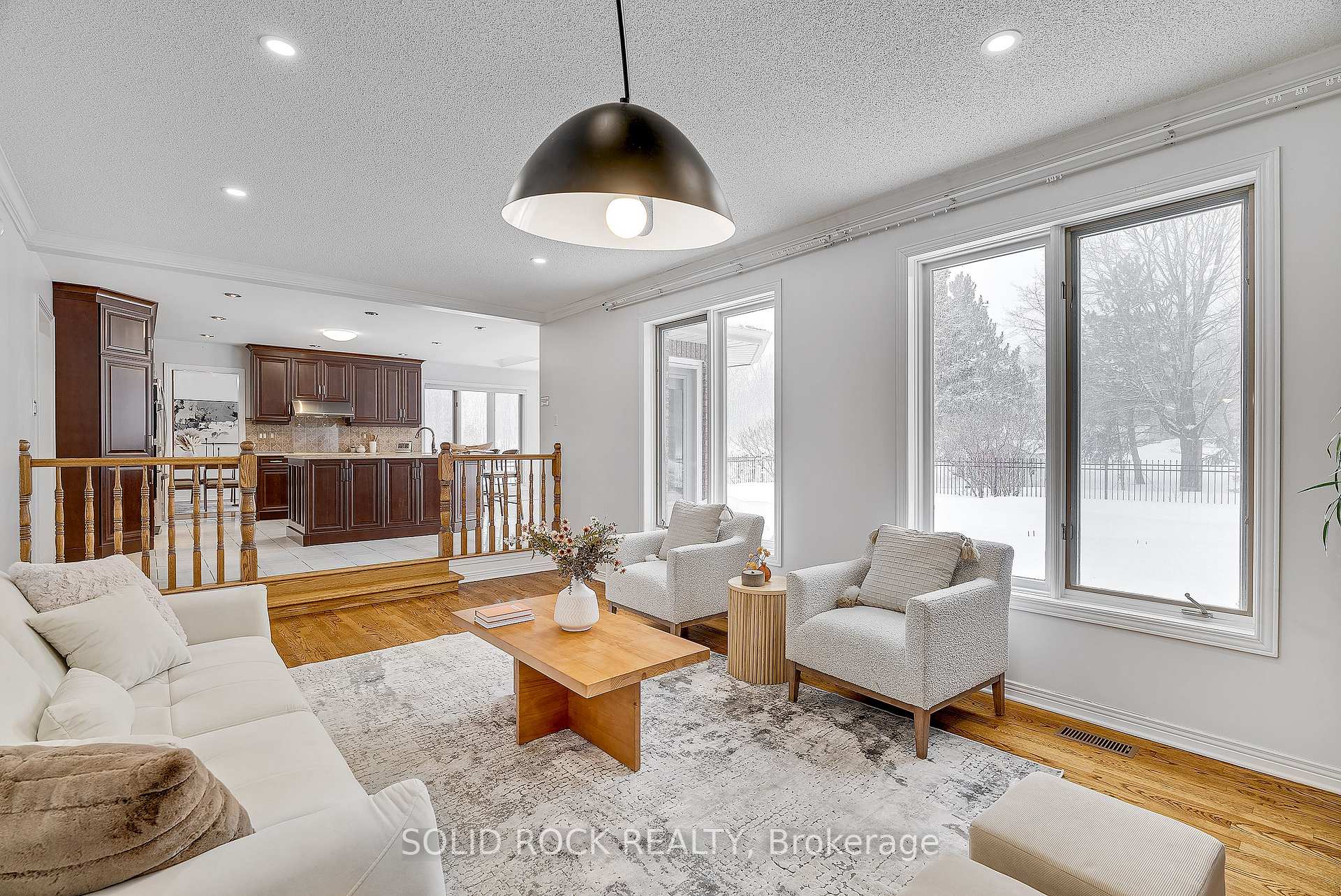 Photo 12 of 42 Marchbrook Circle, Ottawa, Kanata - Rural Kanata (Central) — HOMEH