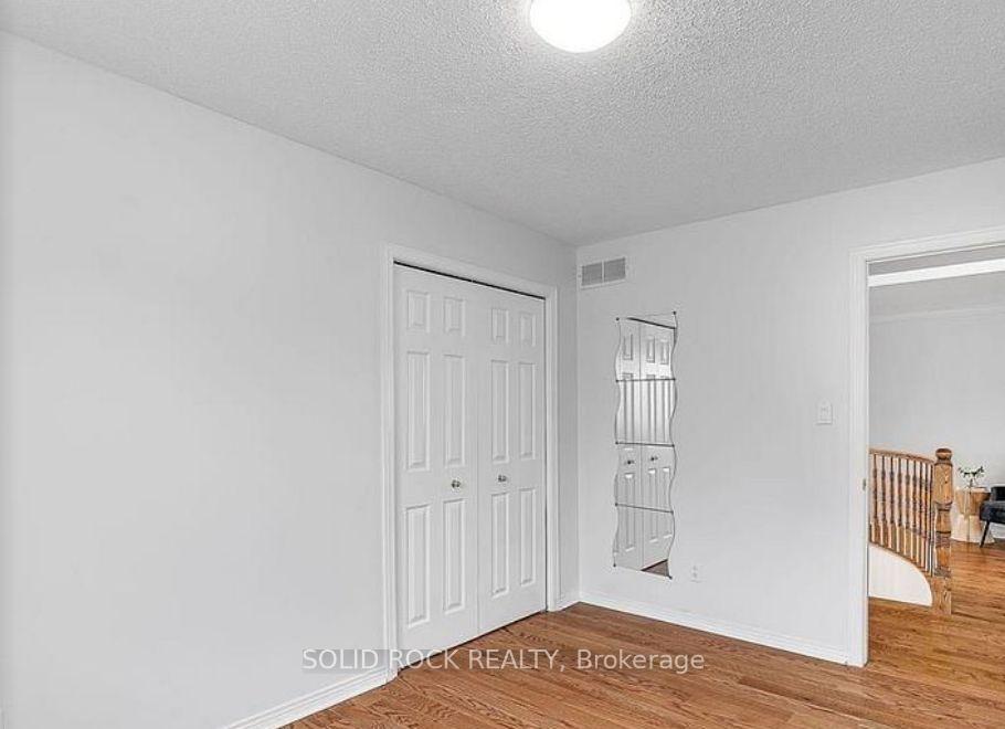 Photo 21 of 42 Marchbrook Circle, Ottawa, Kanata - Rural Kanata (Central) — HOMEH