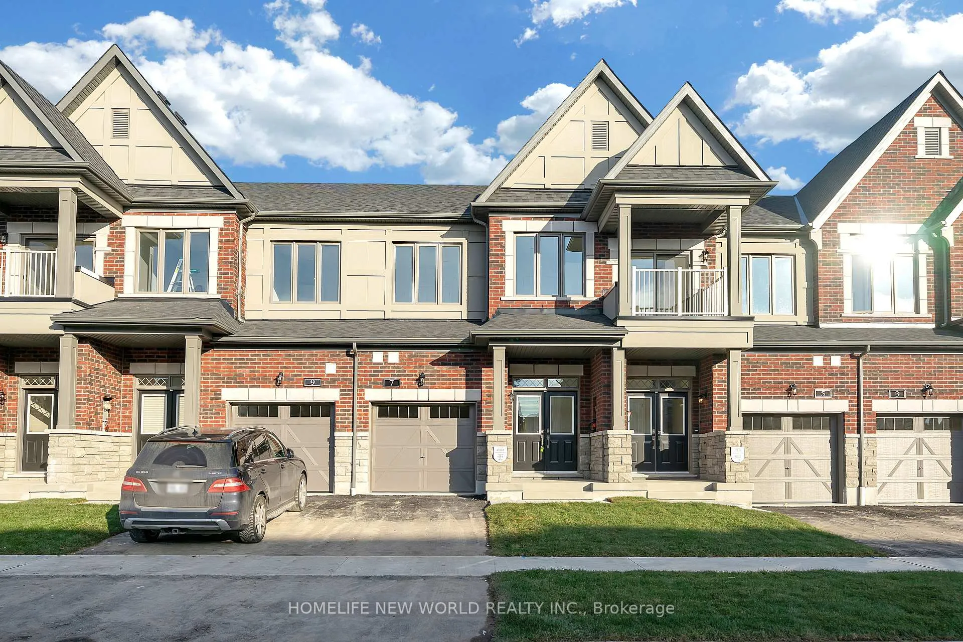 Photo 1 of 7 Harvey Bunker Crescent, Markham, Angus Glen — HOMEH