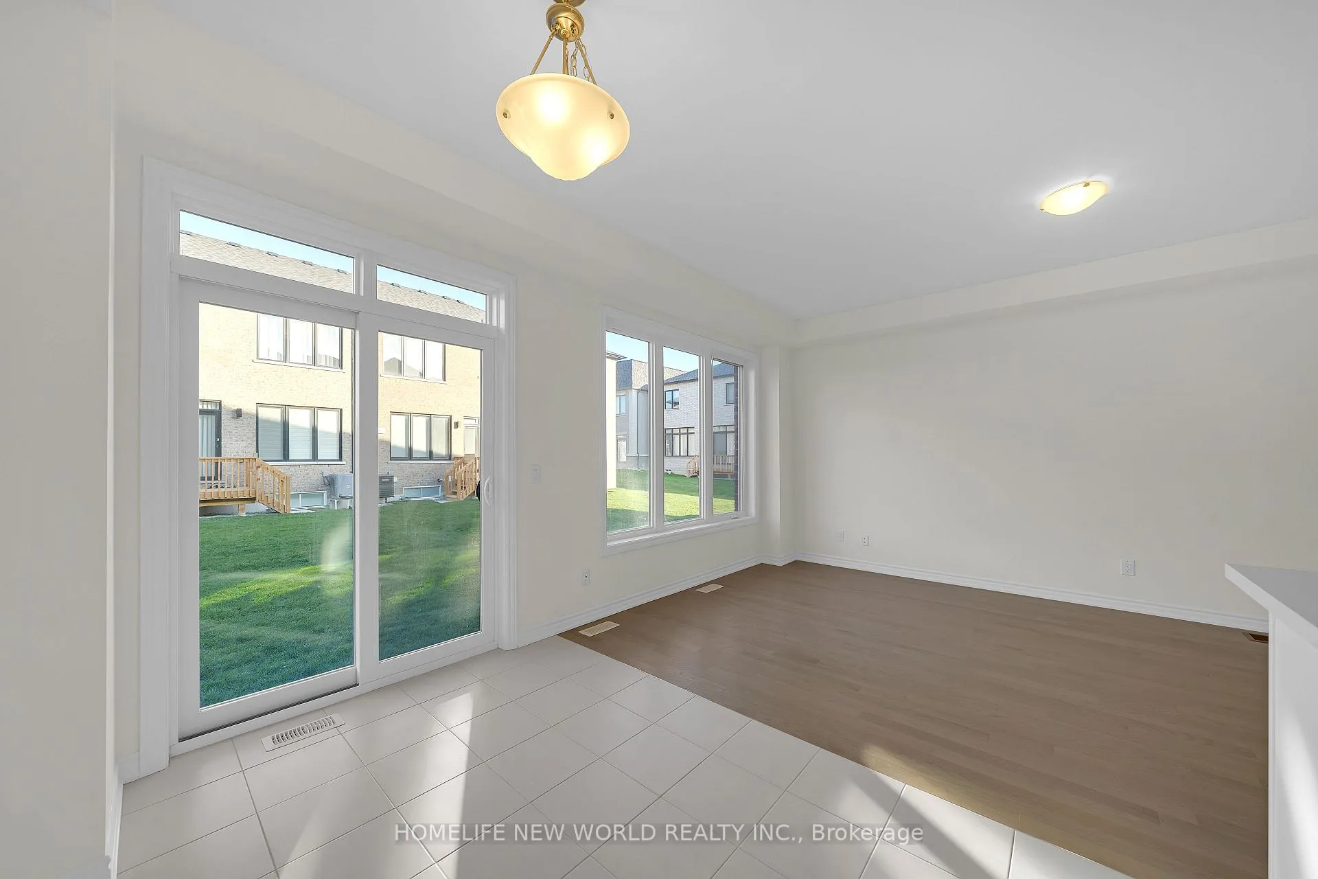 Photo 6 of 7 Harvey Bunker Crescent, Markham, Angus Glen — HOMEH