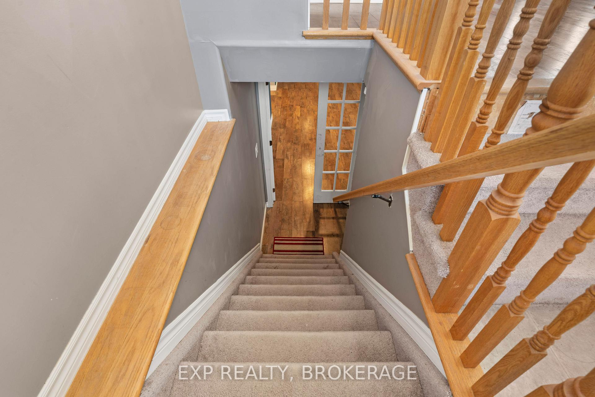 Photo 24 of 121 Hogan Crescent, Loyalist, Amherstview — HOMEH