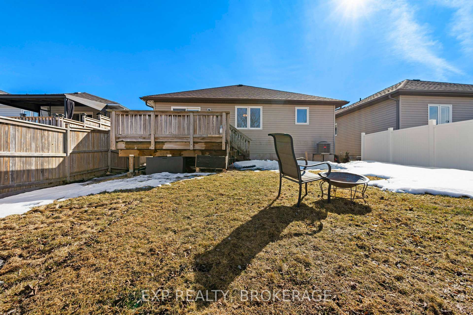 Photo 35 of 121 Hogan Crescent, Loyalist, Amherstview — HOMEH