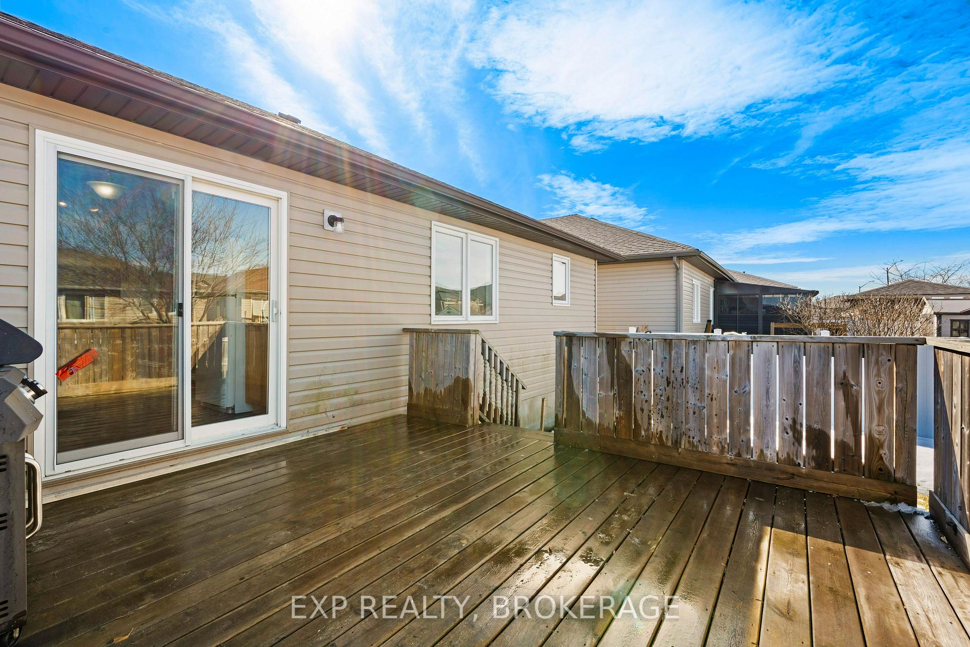 Photo 39 of 121 Hogan Crescent, Loyalist, Amherstview — HOMEH