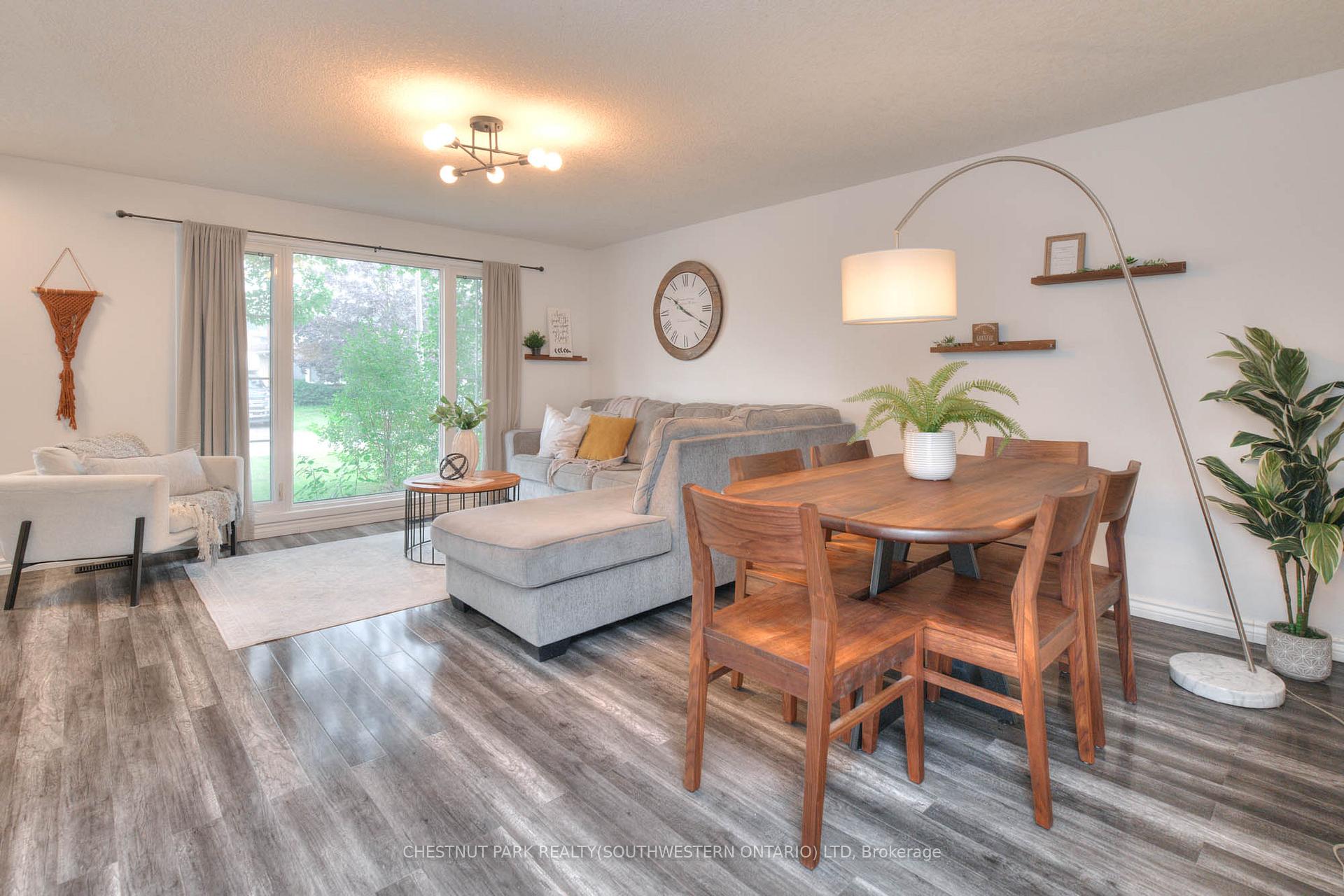 Photo 13 of 34 Monteagle Crescent, Kitchener — HOMEH