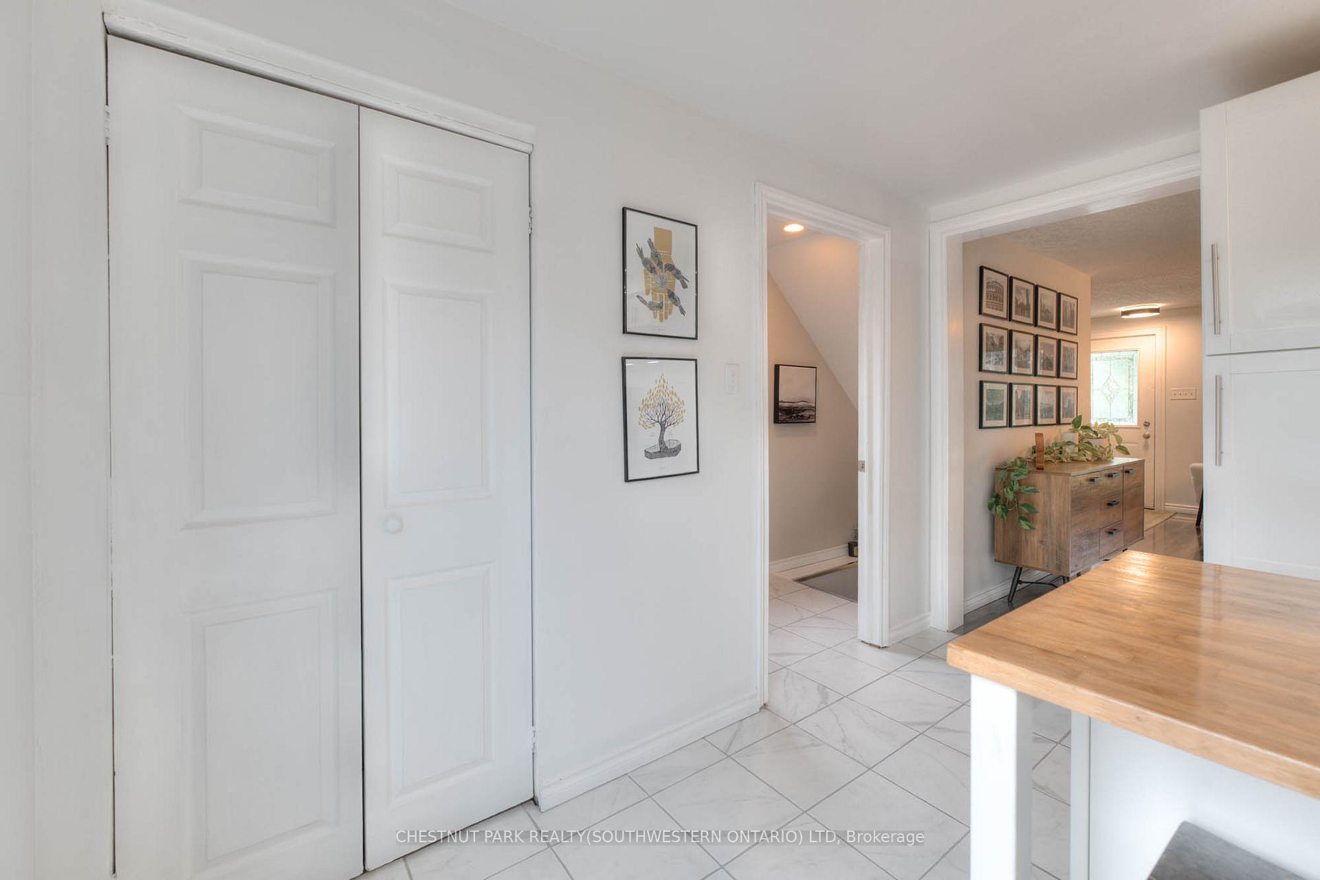 Photo 17 of 34 Monteagle Crescent, Kitchener — HOMEH