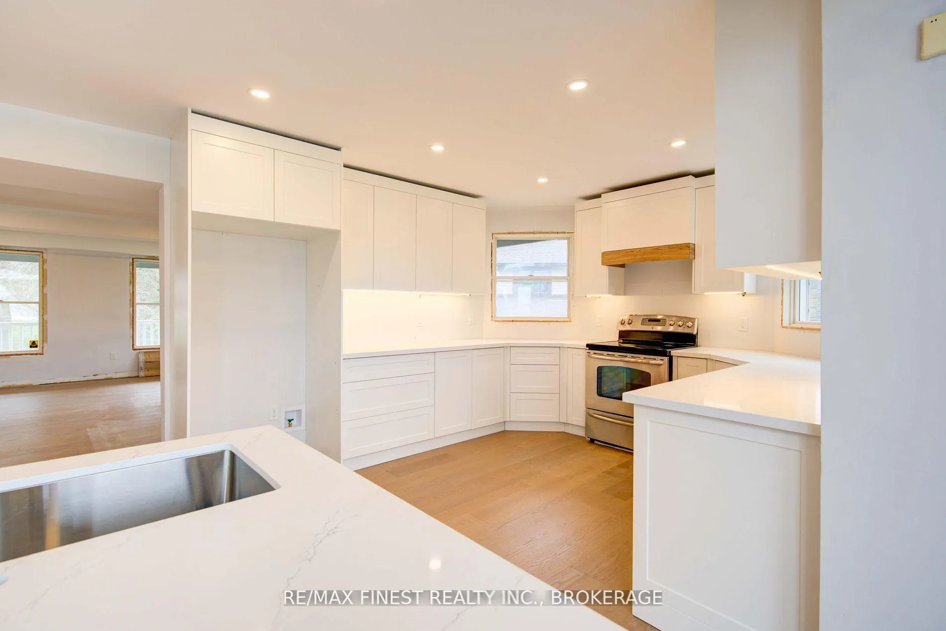 Photo 11 of 1674 South Boulevard, Kingston, Kingston East (incl CFB Kingston) — HOMEH