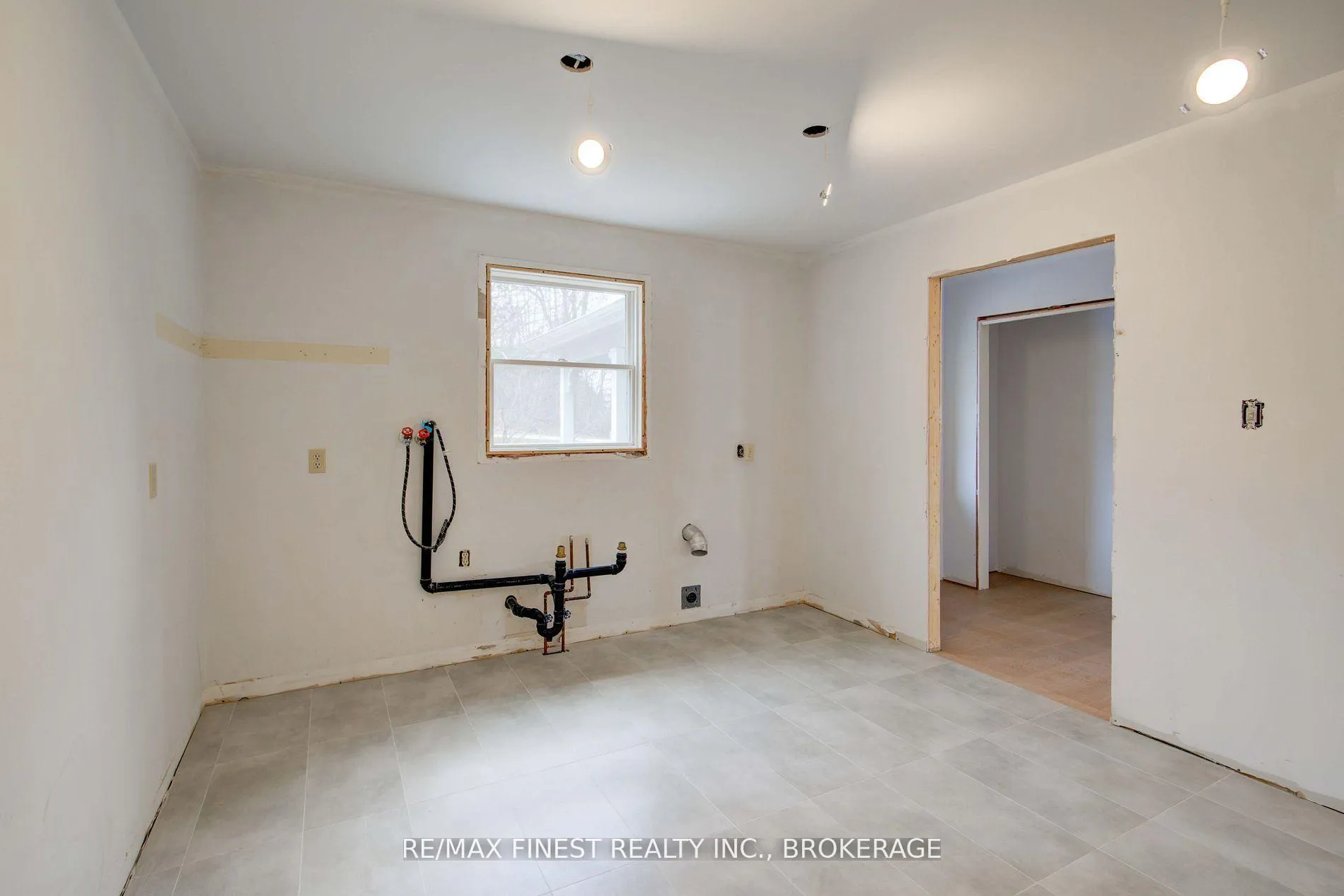 Photo 18 of 1674 South Boulevard, Kingston, Kingston East (incl CFB Kingston) — HOMEH