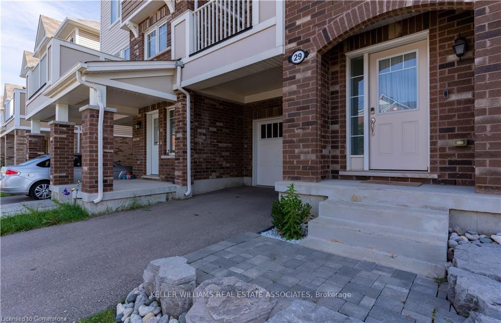 Photo 2 of 29 Appleby Street, Kitchener — HOMEH
