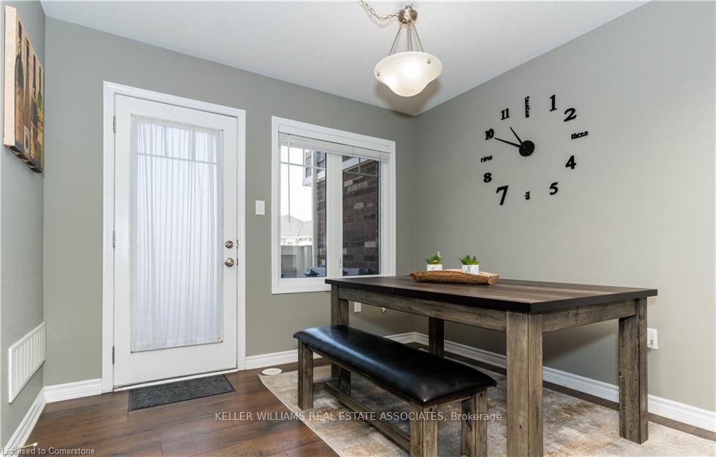 Photo 6 of 29 Appleby Street, Kitchener — HOMEH