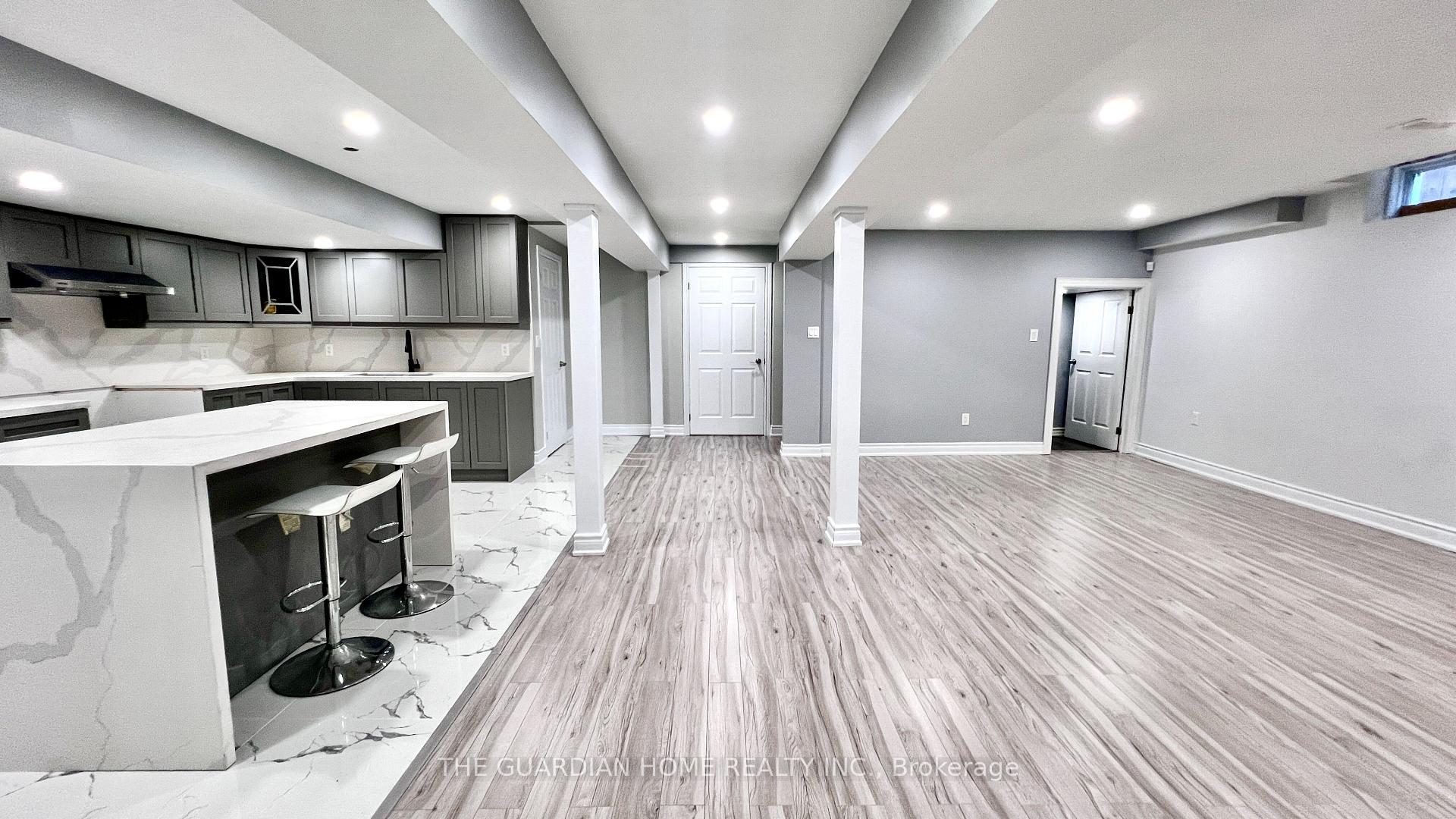 Photo 8 of 371 Elson Street, Markham, Cedarwood — HOMEH