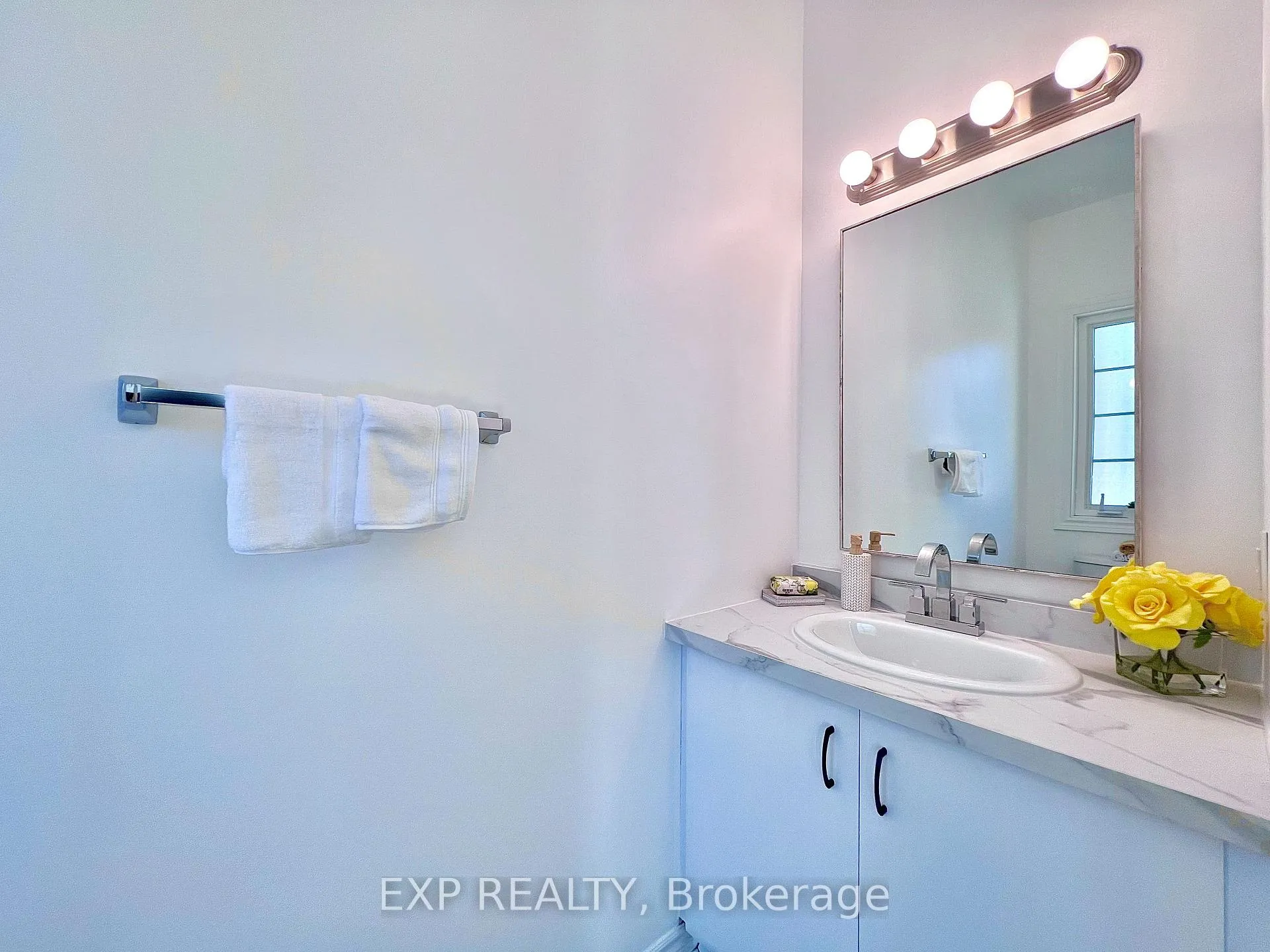 Photo 7 of 457 Foxhall Way, Ottawa, Kanata - Bridlewood — HOMEH