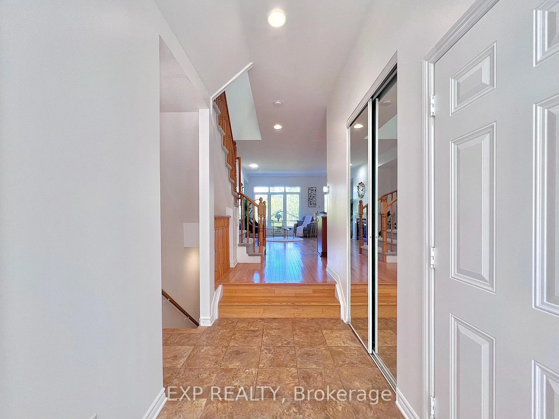 Photo 9 of 457 Foxhall Way, Ottawa, Kanata - Bridlewood — HOMEH